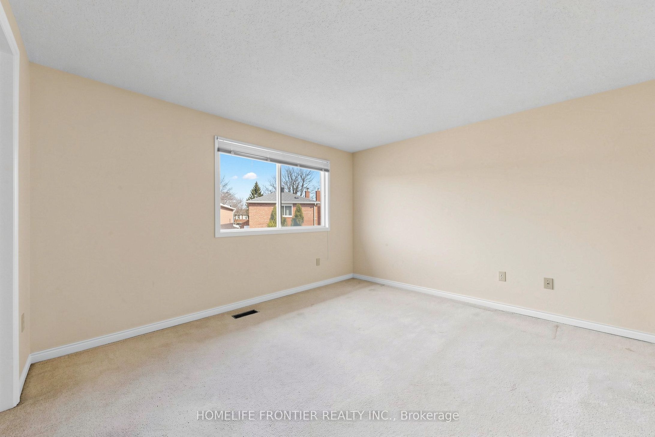 165 Frank Rivers Drive N Property Photo 22