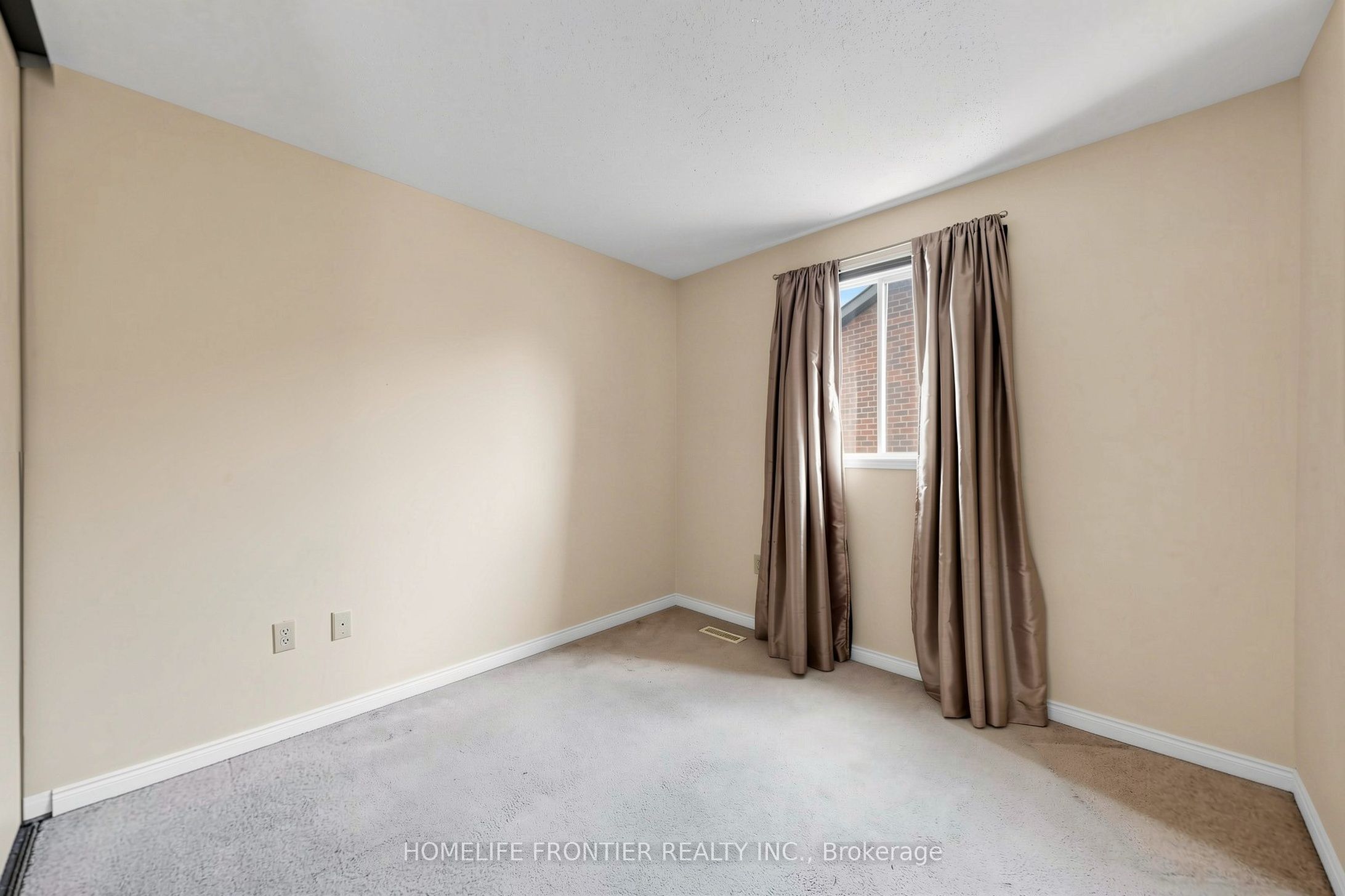 165 Frank Rivers Drive N Property Photo 29