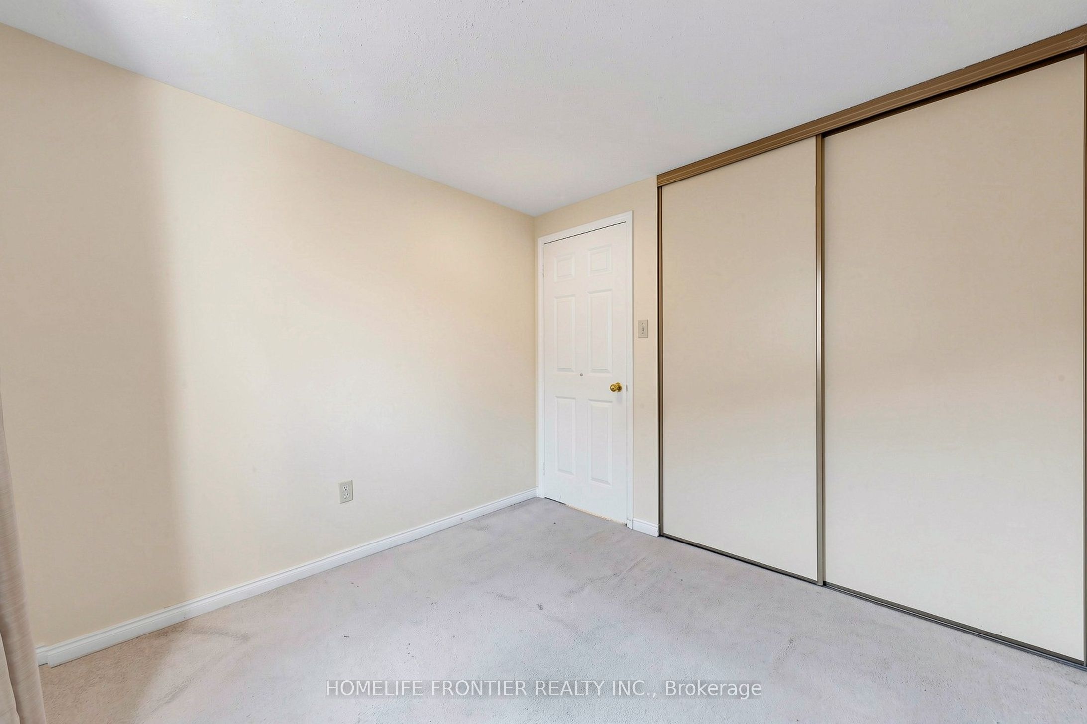 165 Frank Rivers Drive N Property Photo 30