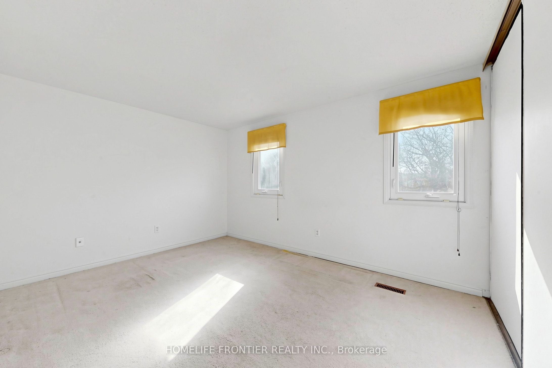 165 Frank Rivers Drive N Property Photo 31