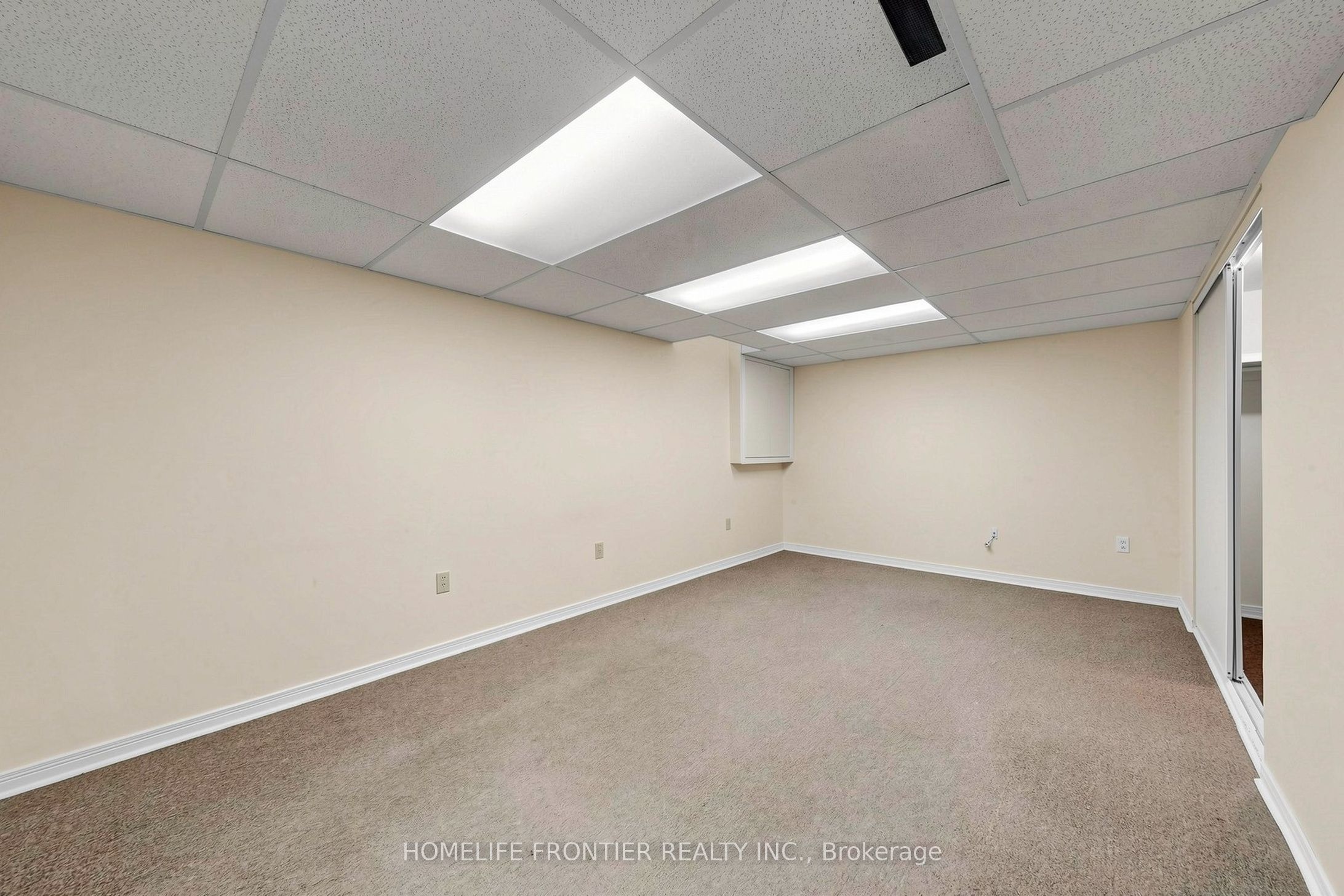 165 Frank Rivers Drive N Property Photo 34