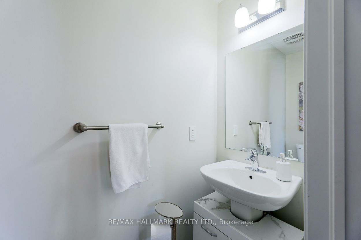 60 Nearco Crescent Property Photo 7