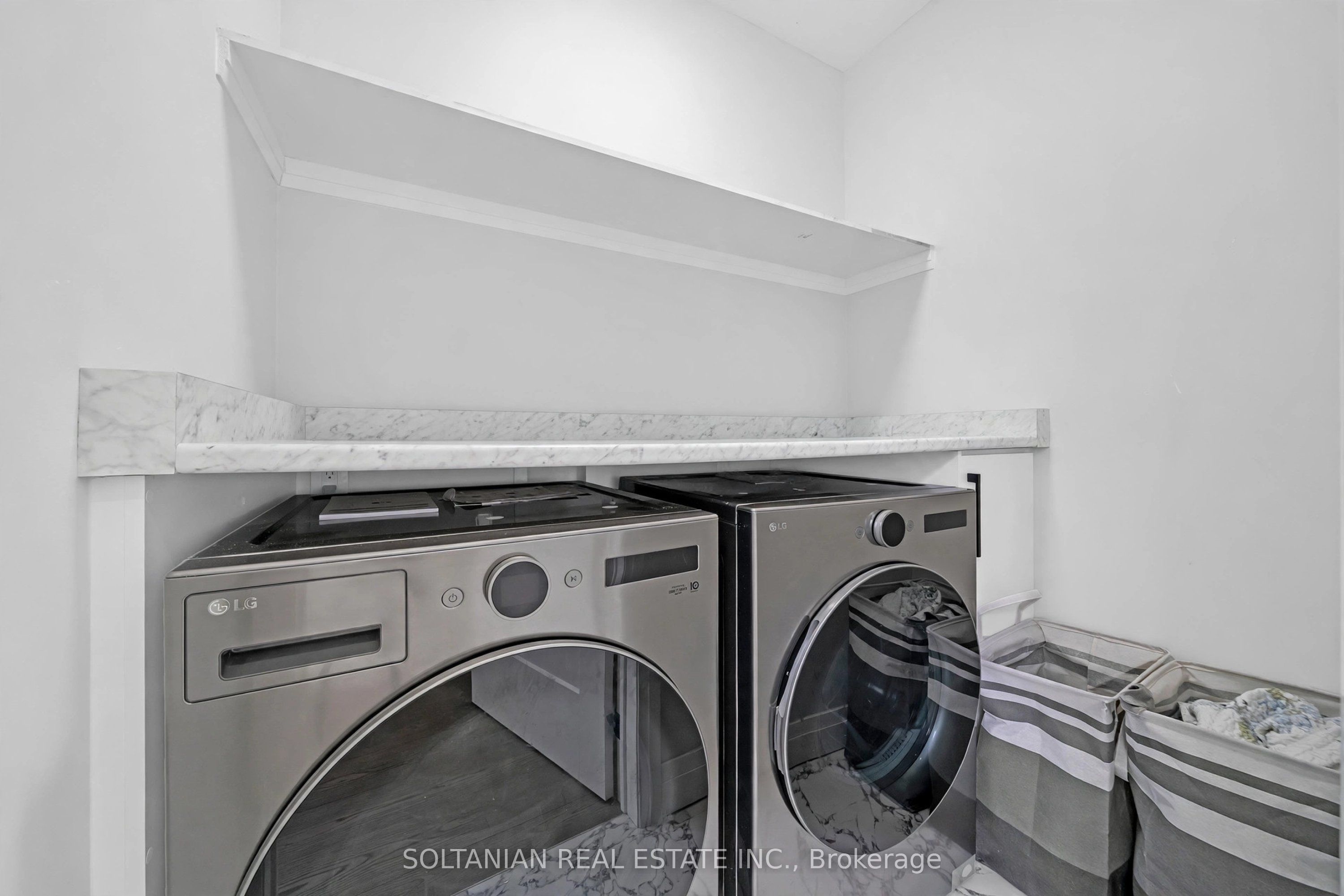 17 Trenton Avenue Property Photo 40