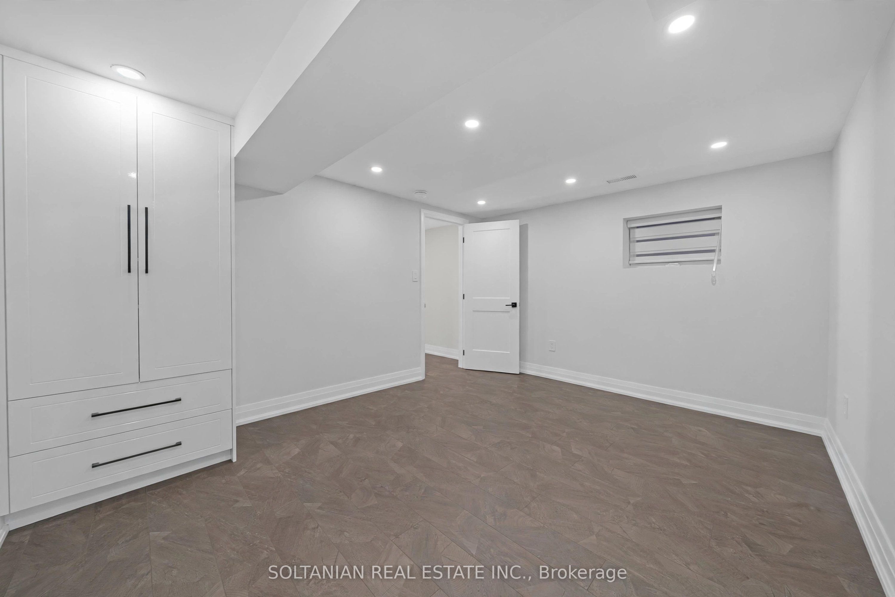 17 Trenton Avenue Property Photo 45