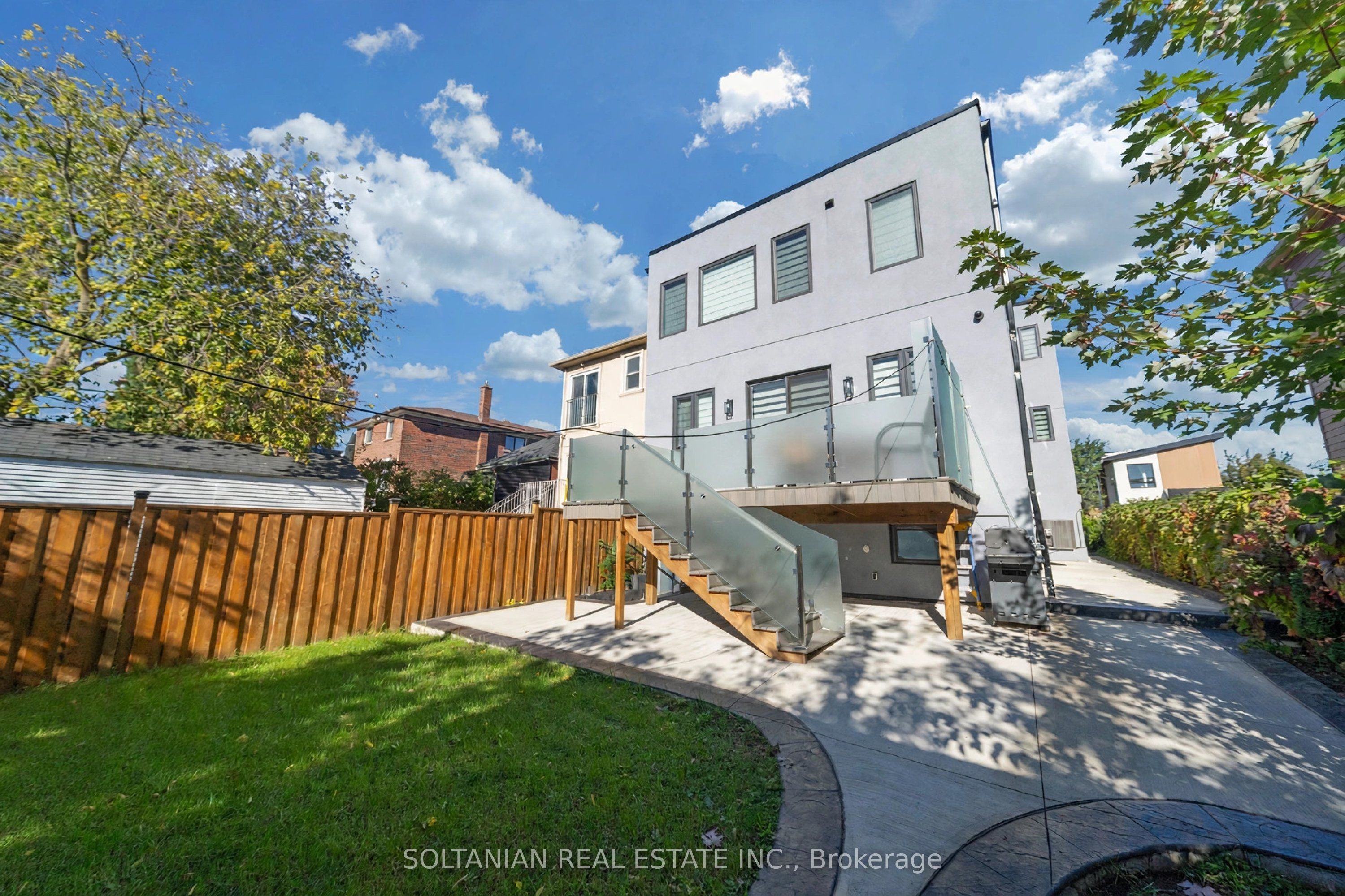 17 Trenton Avenue Property Photo 47