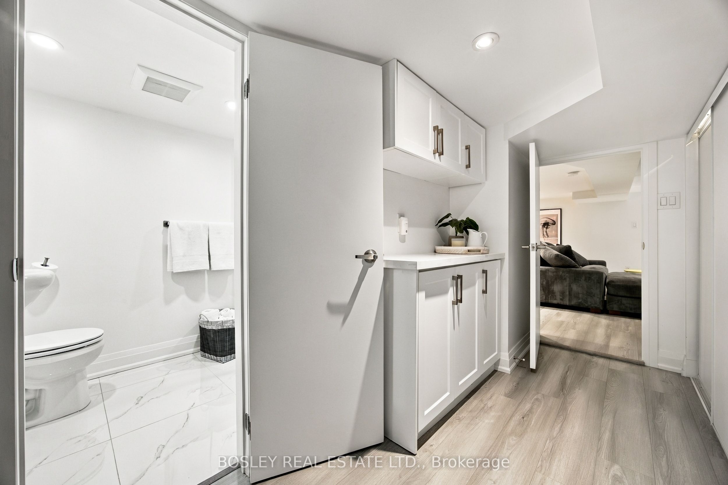 114 West Lynn Avenue Property Photo 42