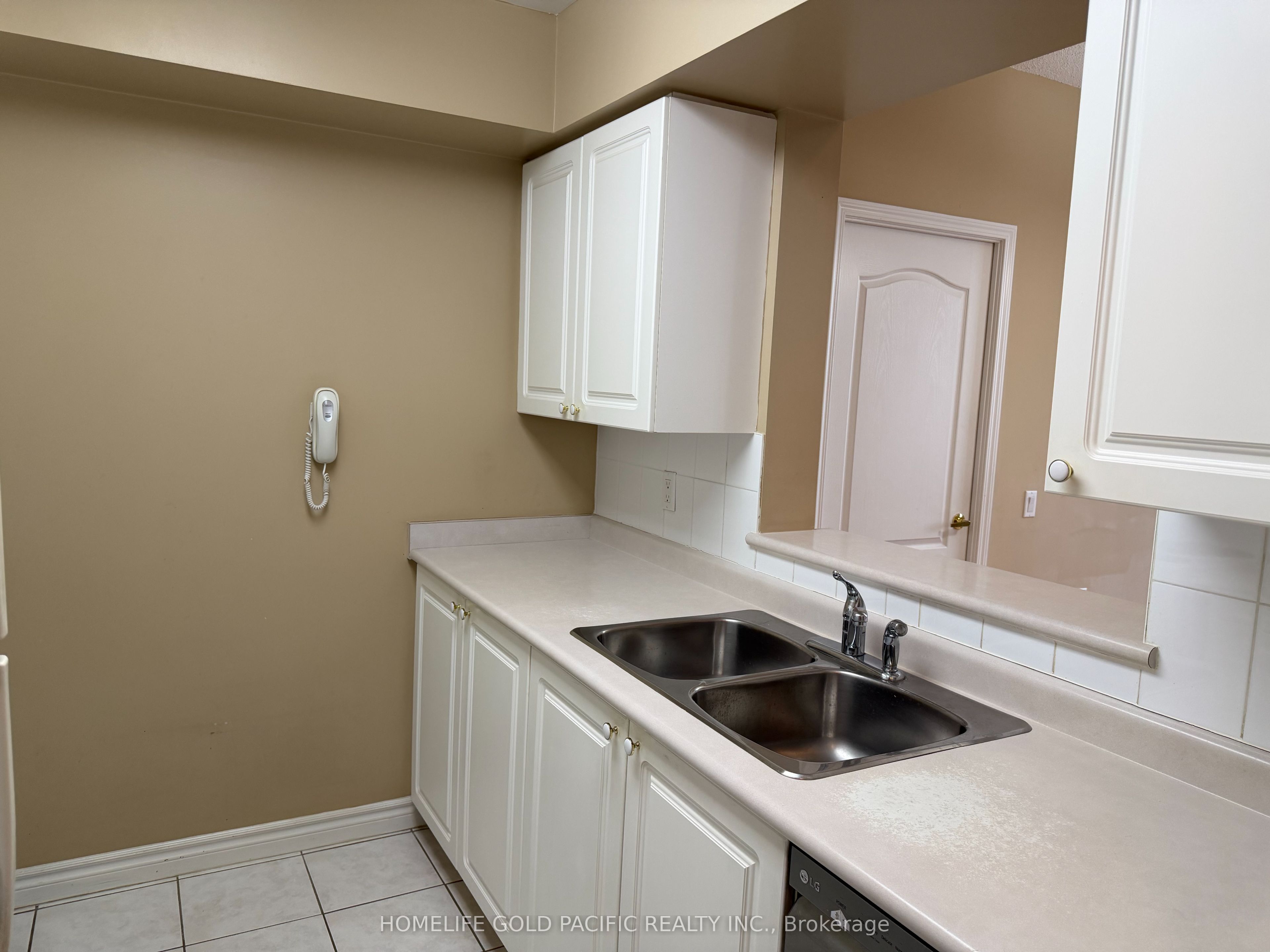 3088 Kennedy Road Ph11 Property Photo 5