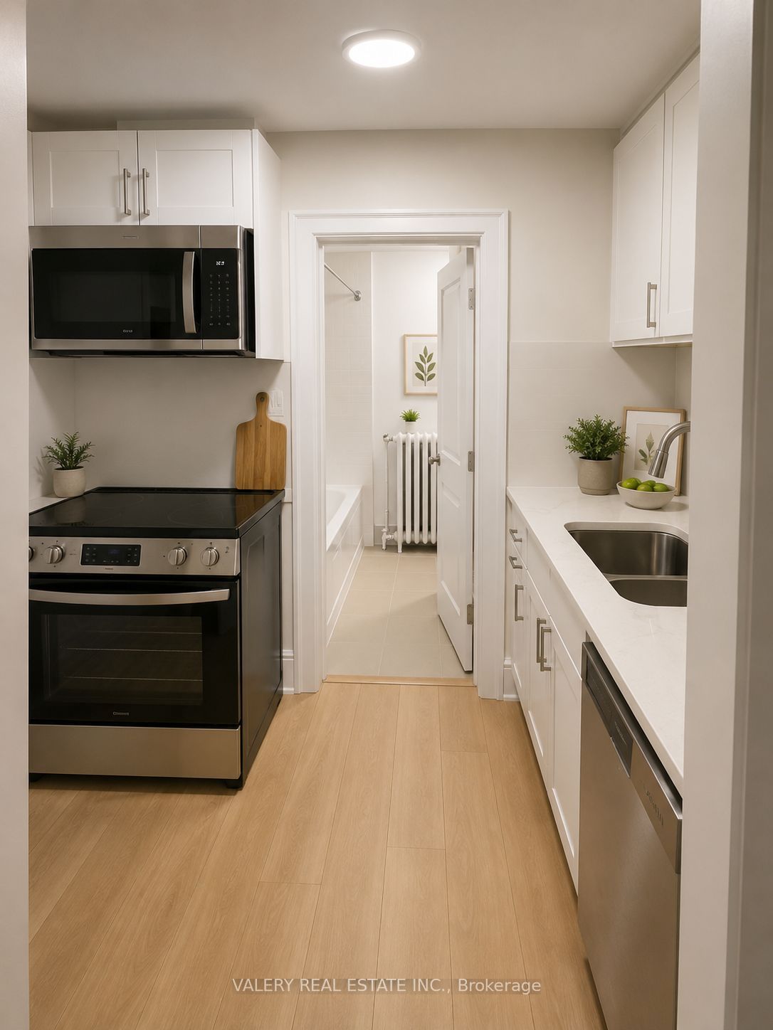 2402 Queen Street E 40 Property Photo 2