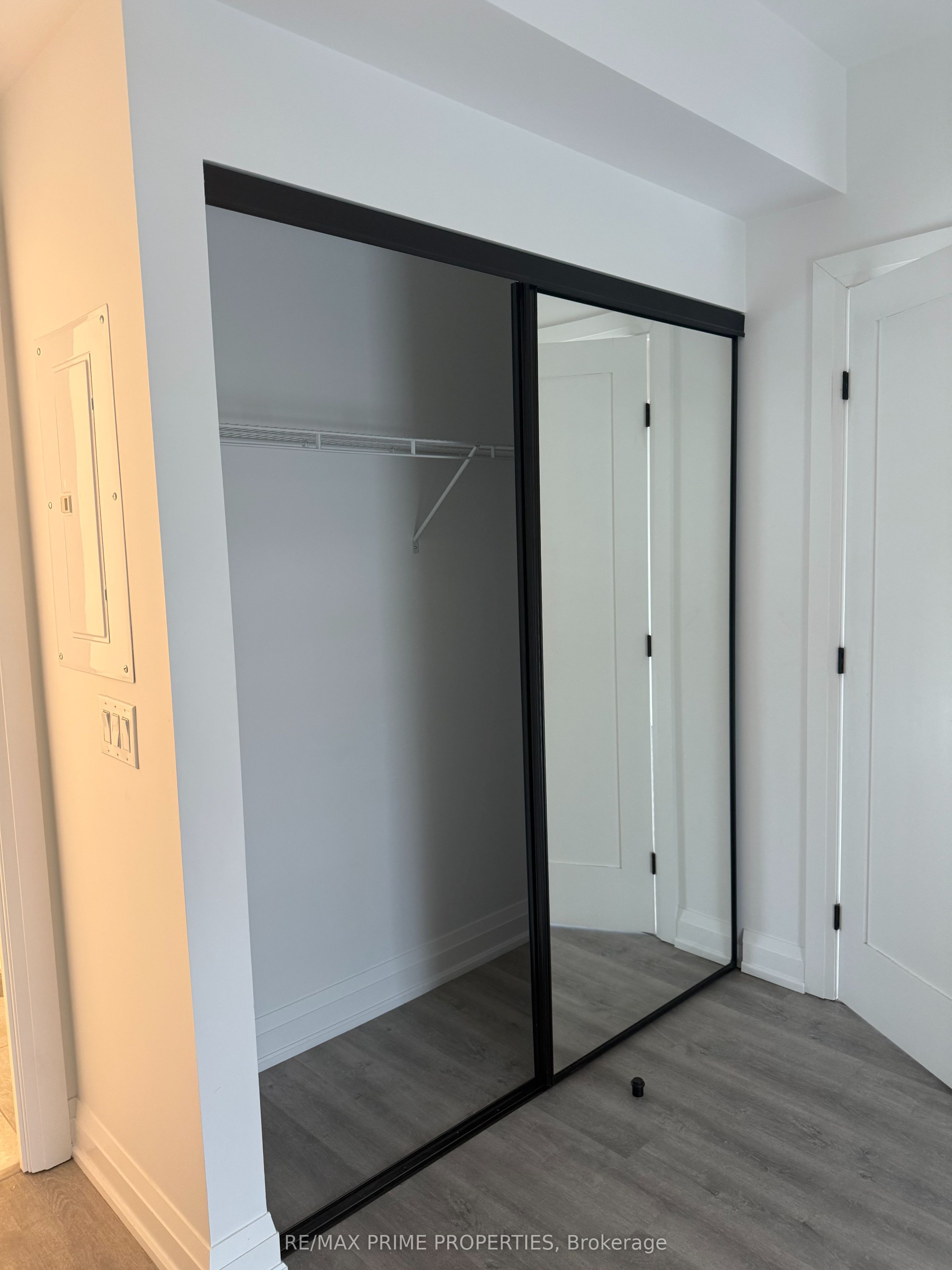 2369 Danforth Avenue 807 Property Photo 11