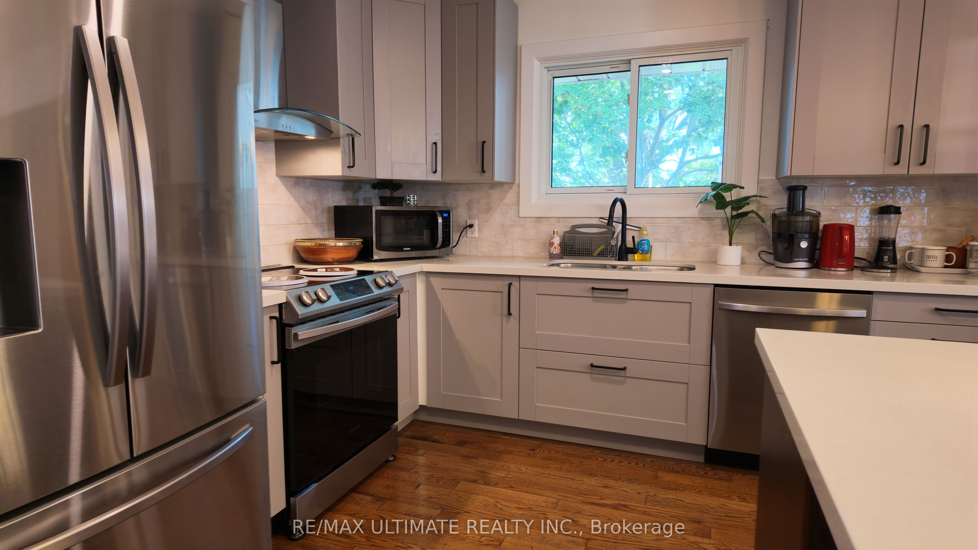 229 Liberty Street N Property Photo 10