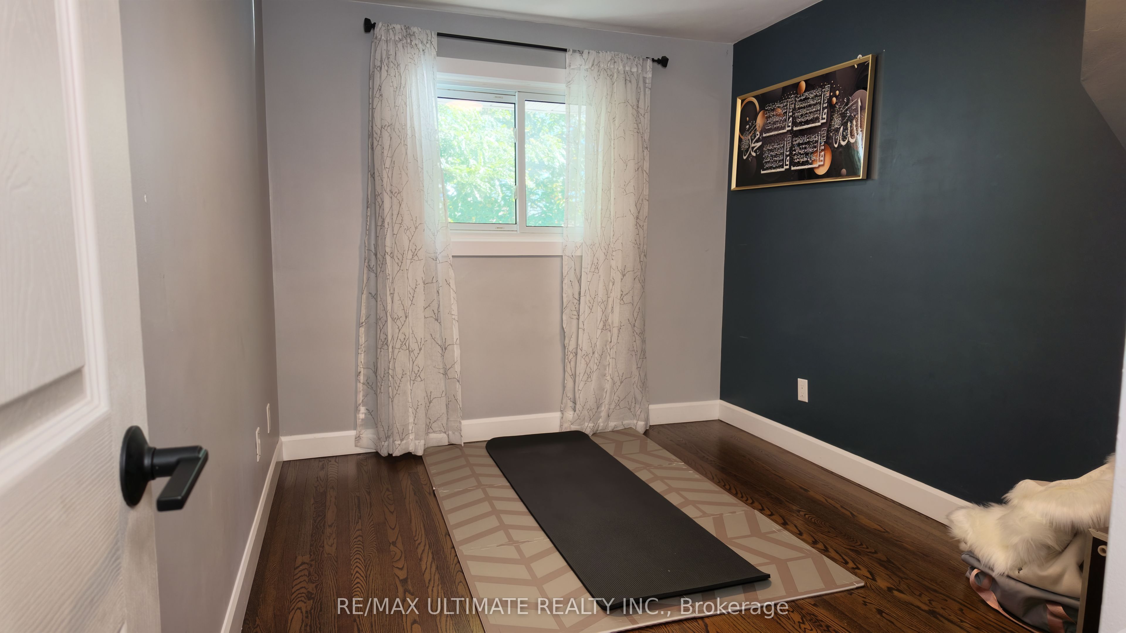 229 Liberty Street N Property Photo 20