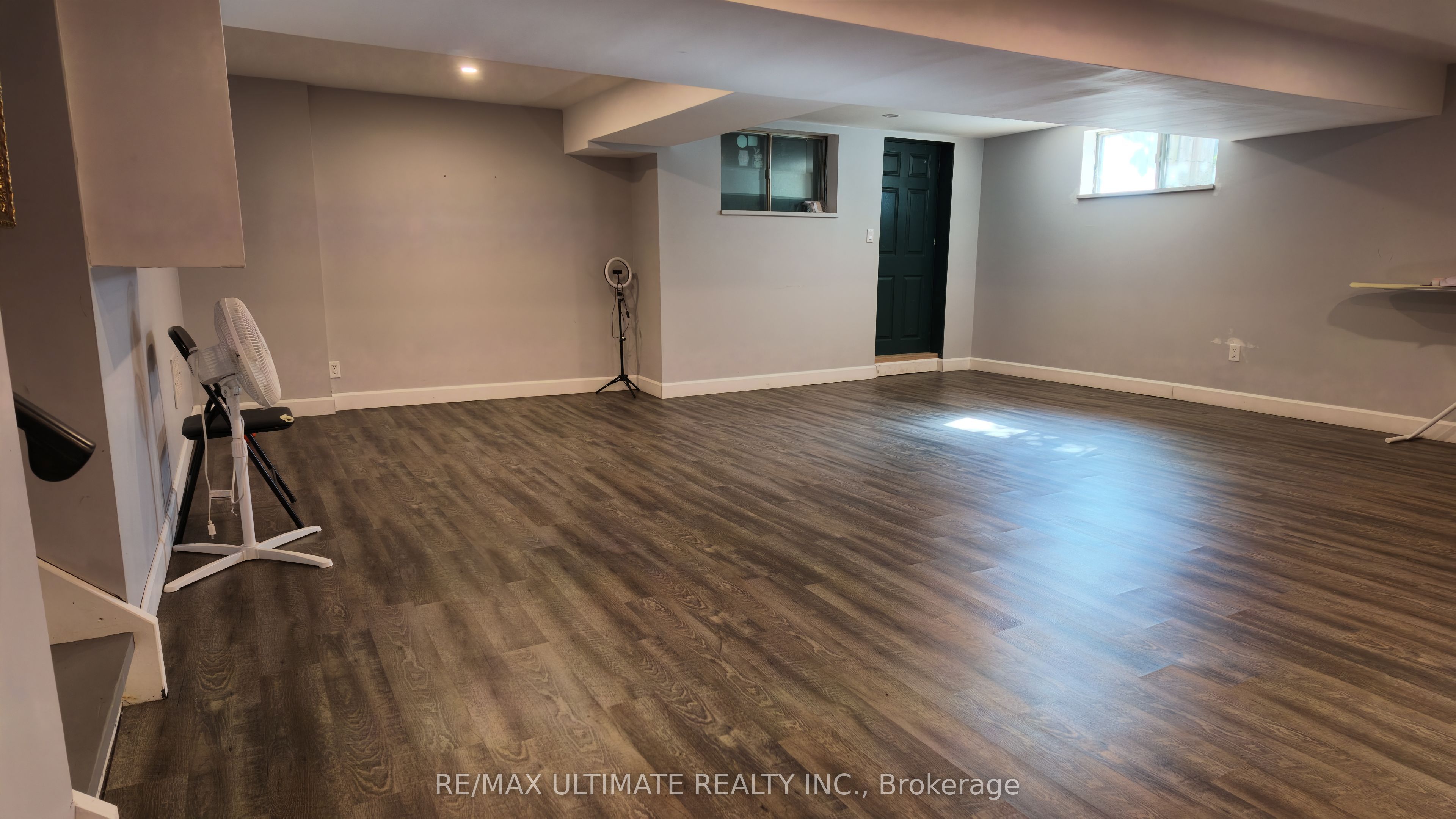 229 Liberty Street N Property Photo 22