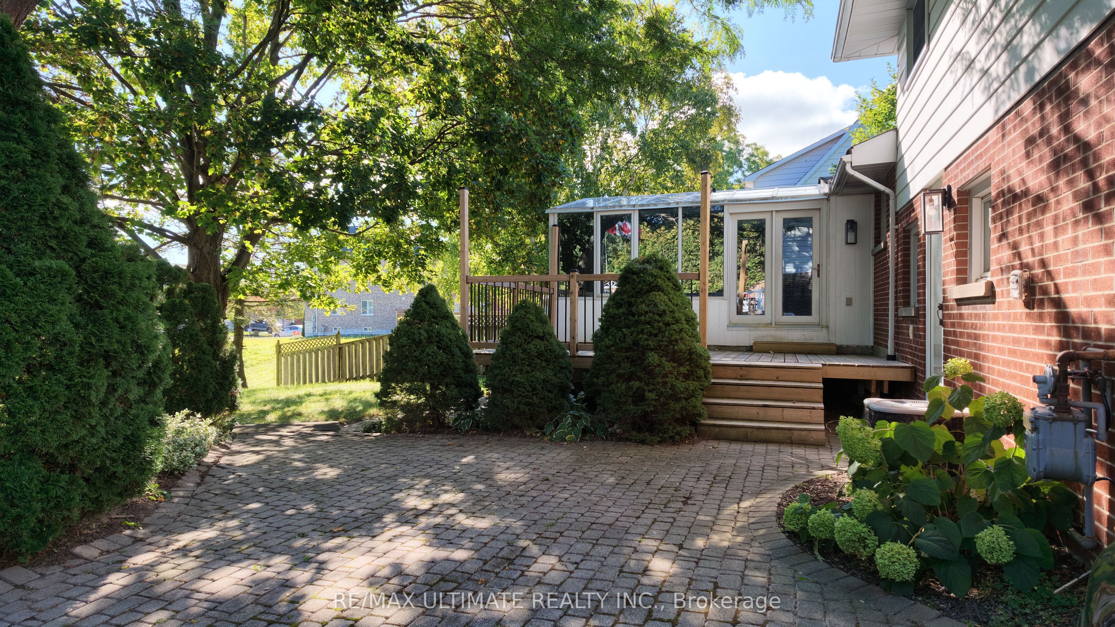 229 Liberty Street N Property Photo 24