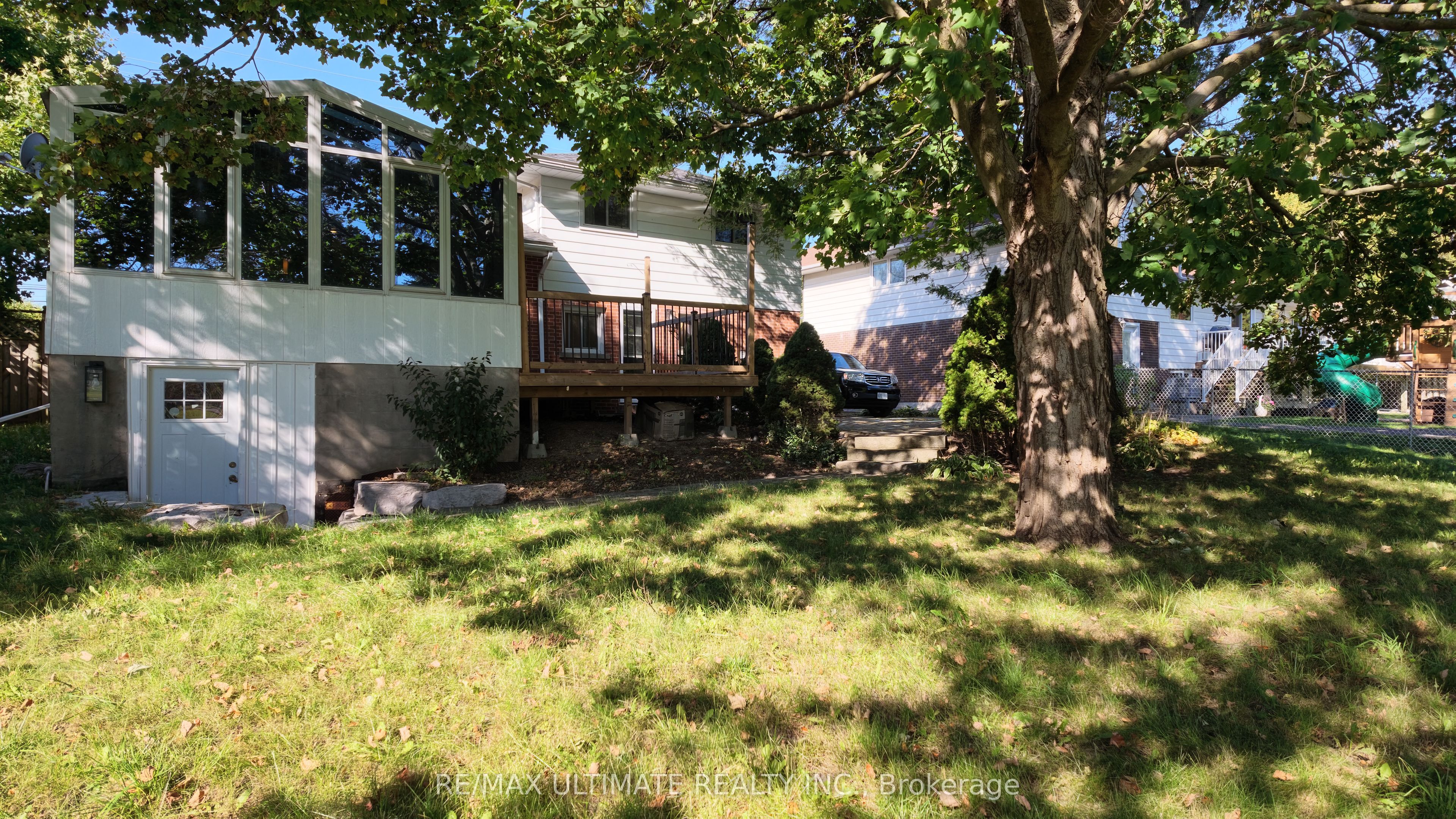229 Liberty Street N Property Photo 25