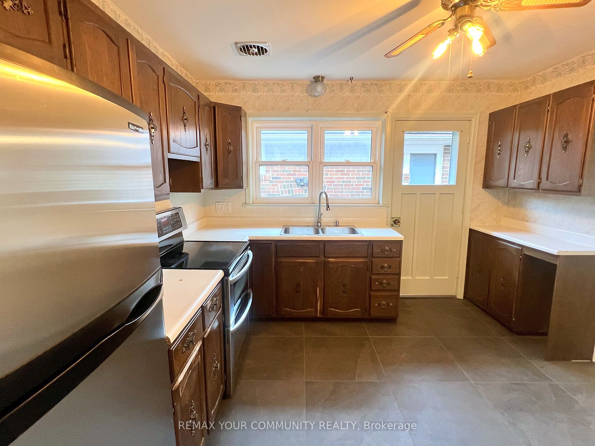 49 Tedford Drive Property Photo 10