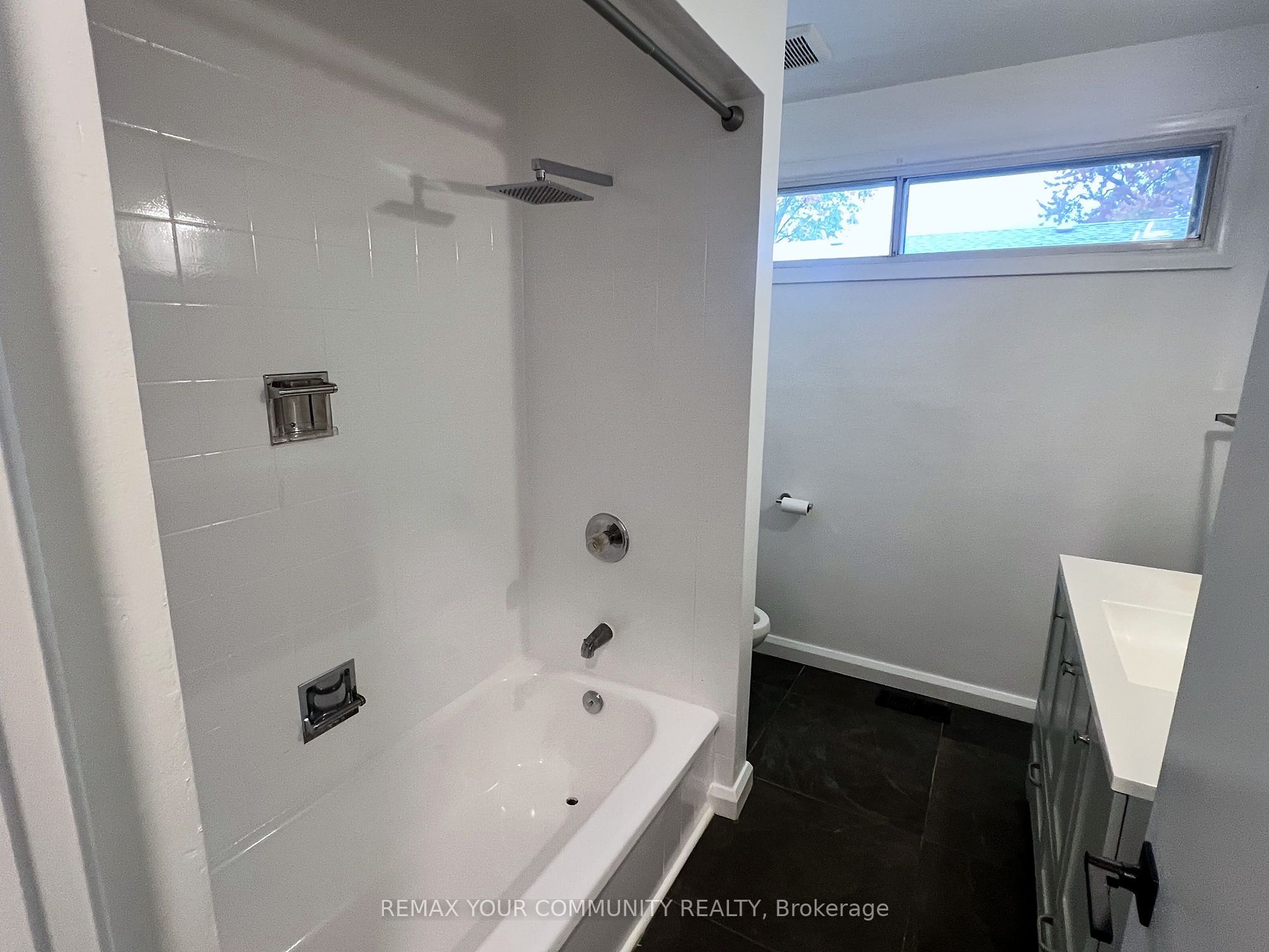 49 Tedford Drive Property Photo 14