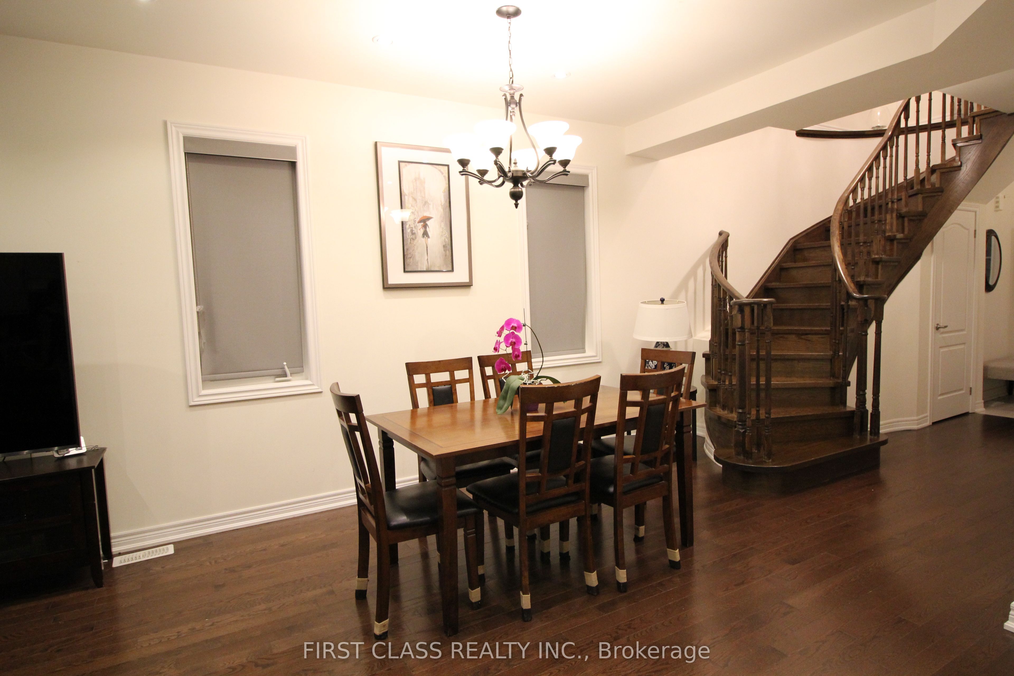 69 Promenade Drive Property Photo 9