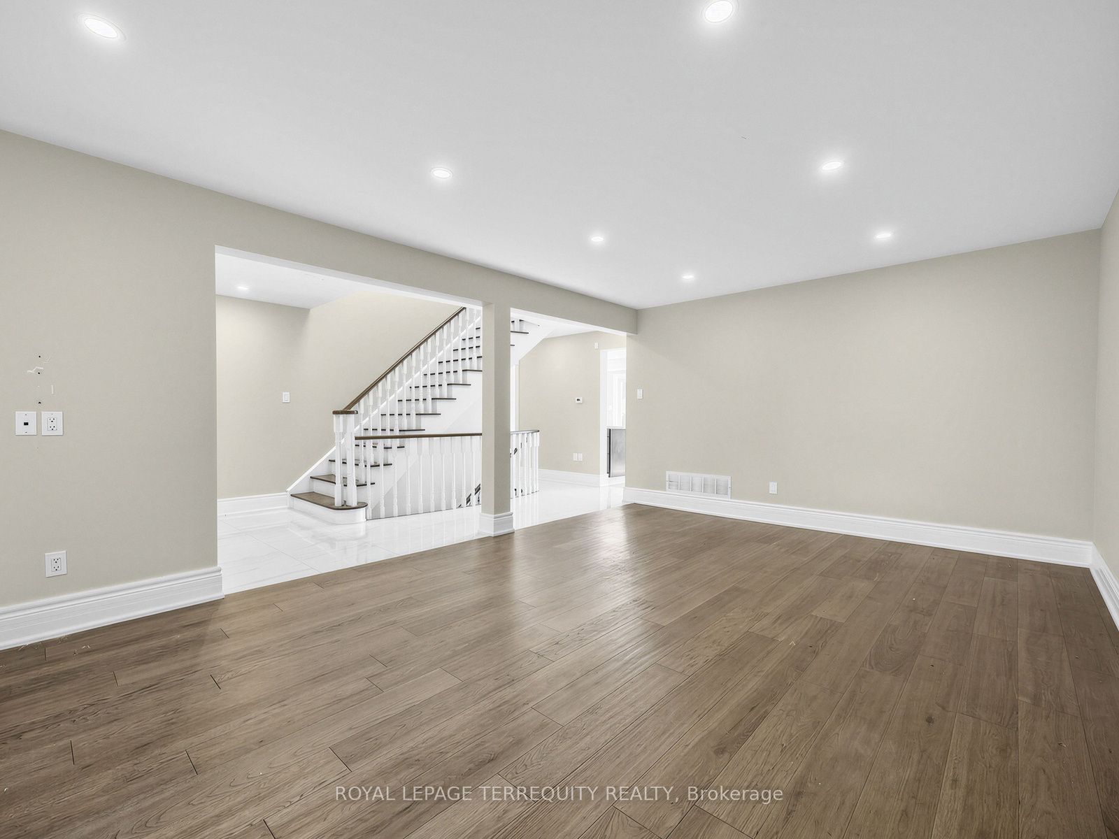 124 Bathgate Drive Property Photo 7