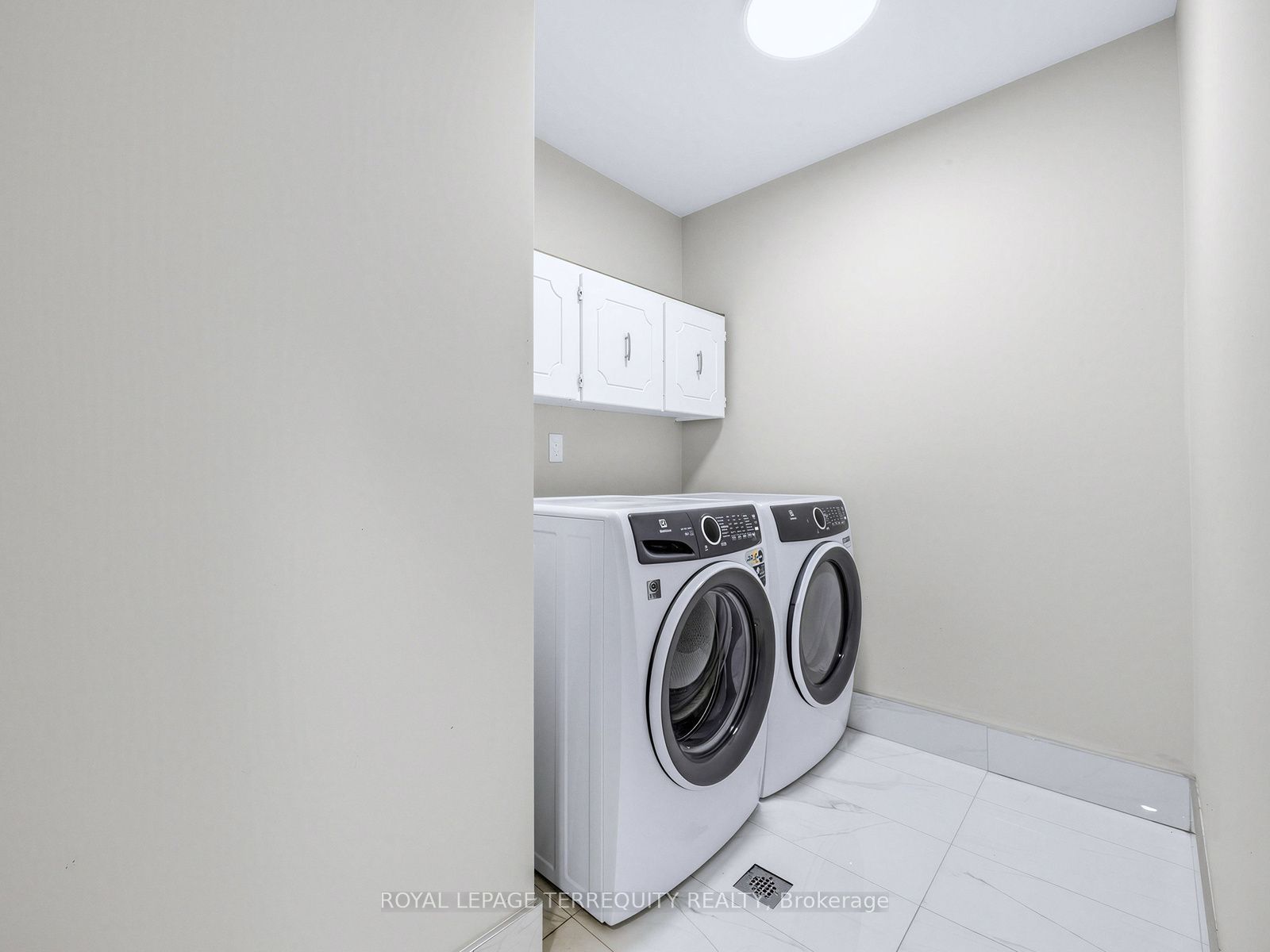 124 Bathgate Drive Property Photo 26