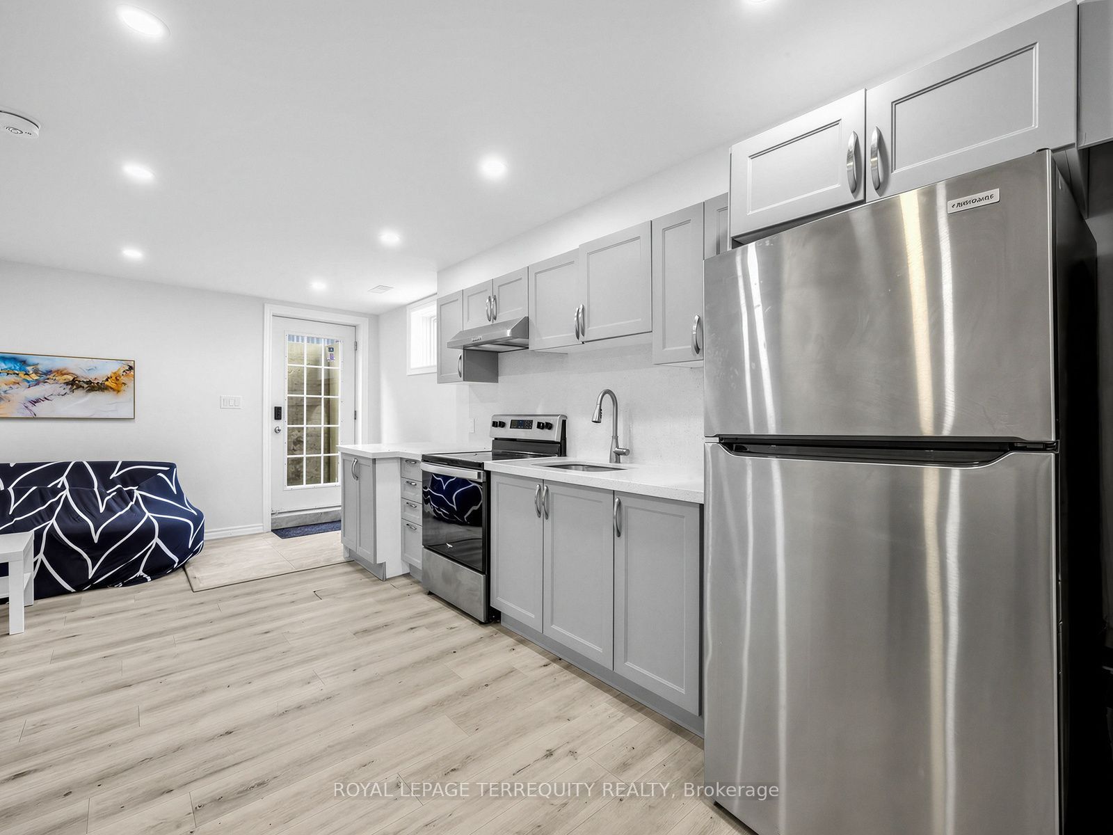 124 Bathgate Drive Property Photo 31