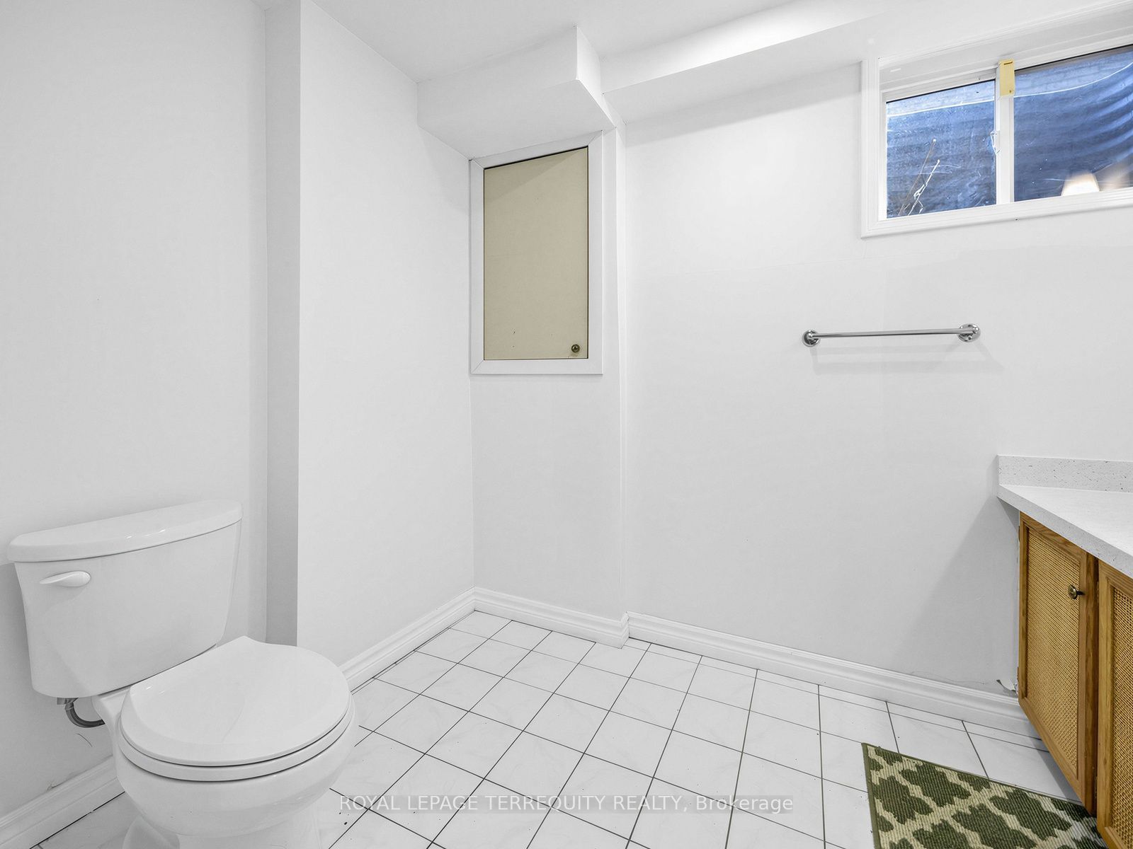 124 Bathgate Drive Property Photo 35