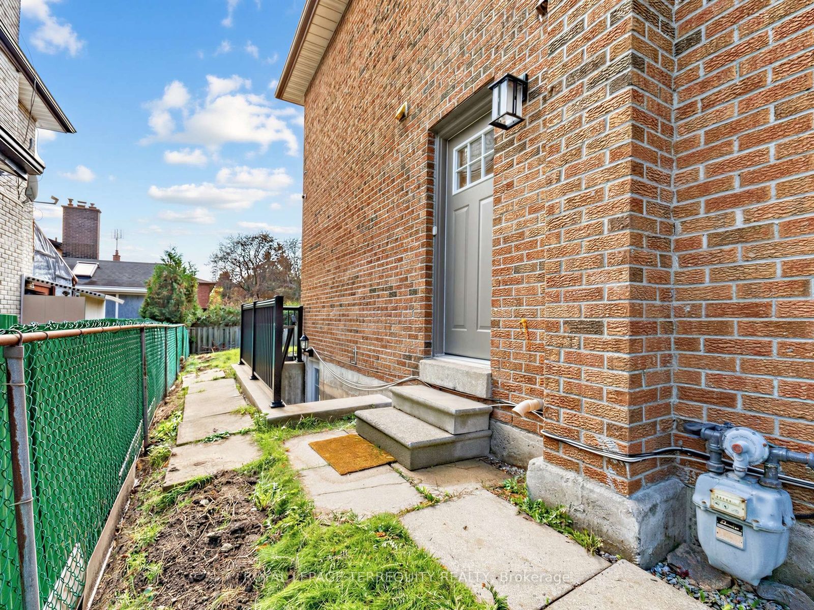 124 Bathgate Drive Property Photo 38