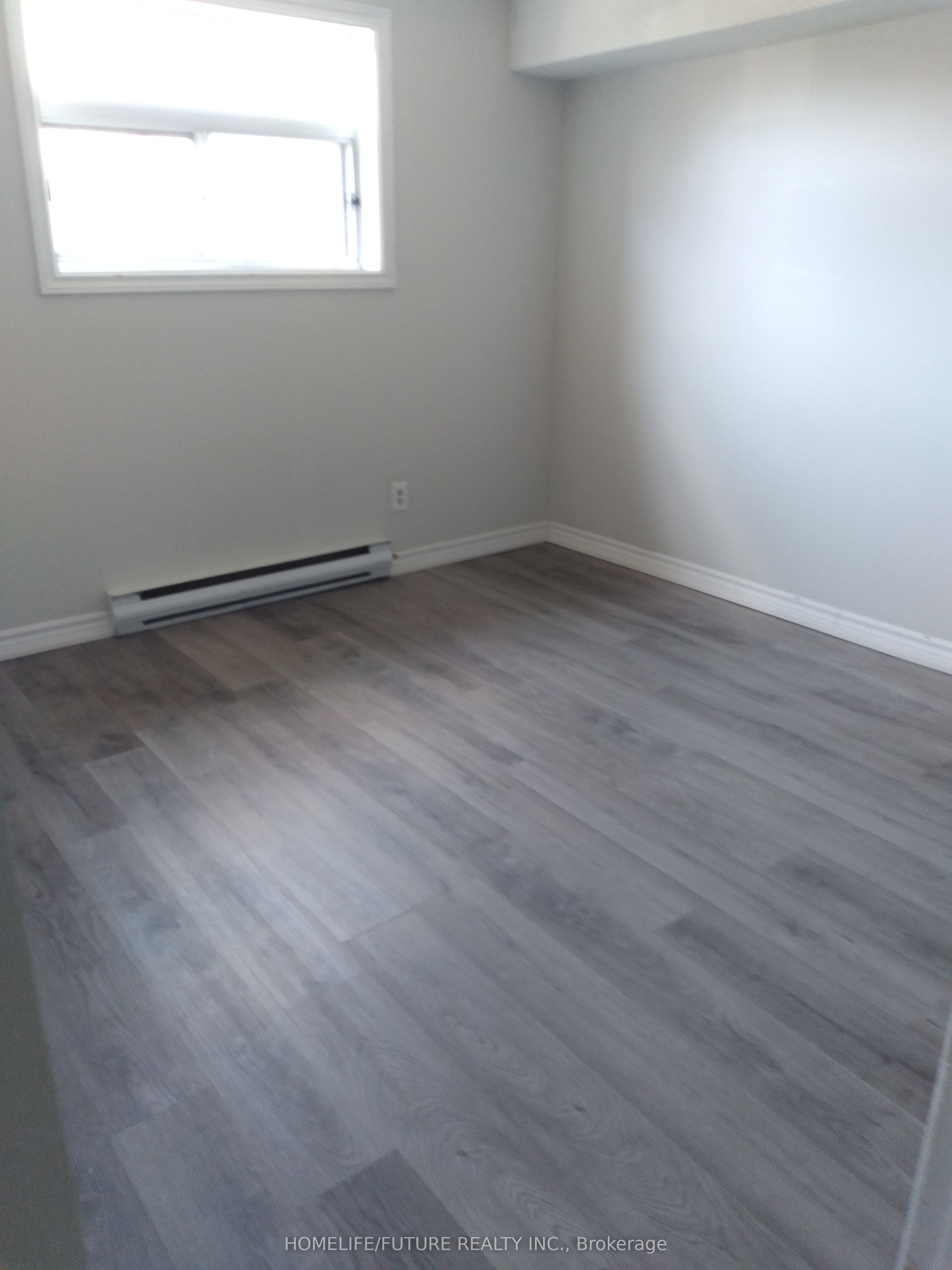 560 Bloor Street E 105 Property Photo 6