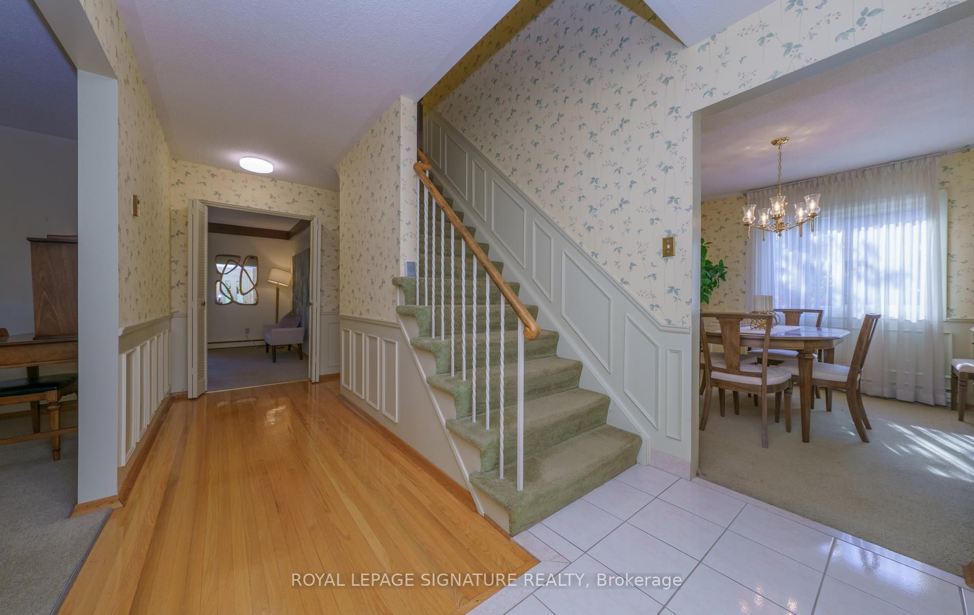 19 Castle Hill Drive Property Photo 5
