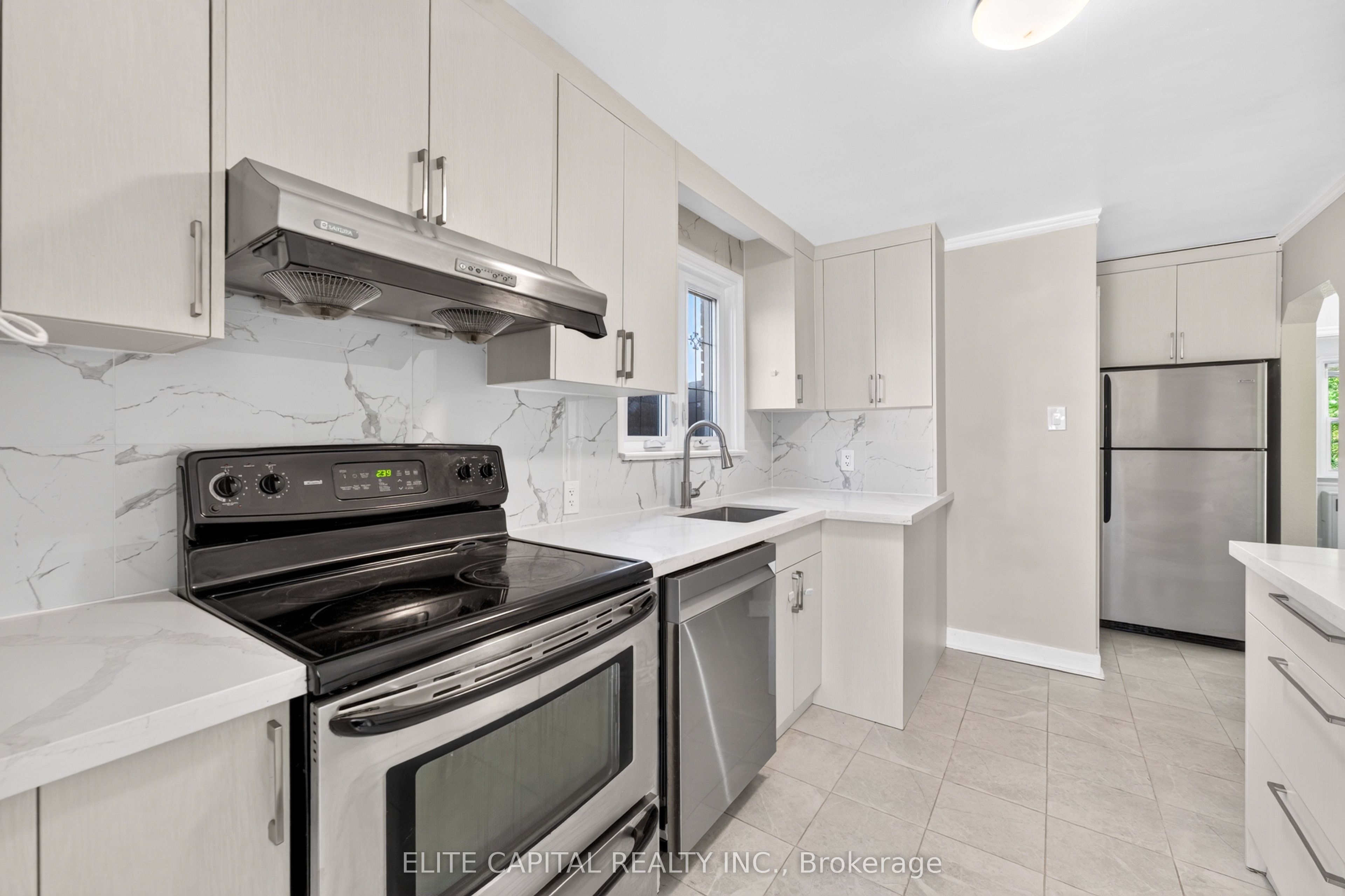 65 Princemere Crescent Property Photo 3