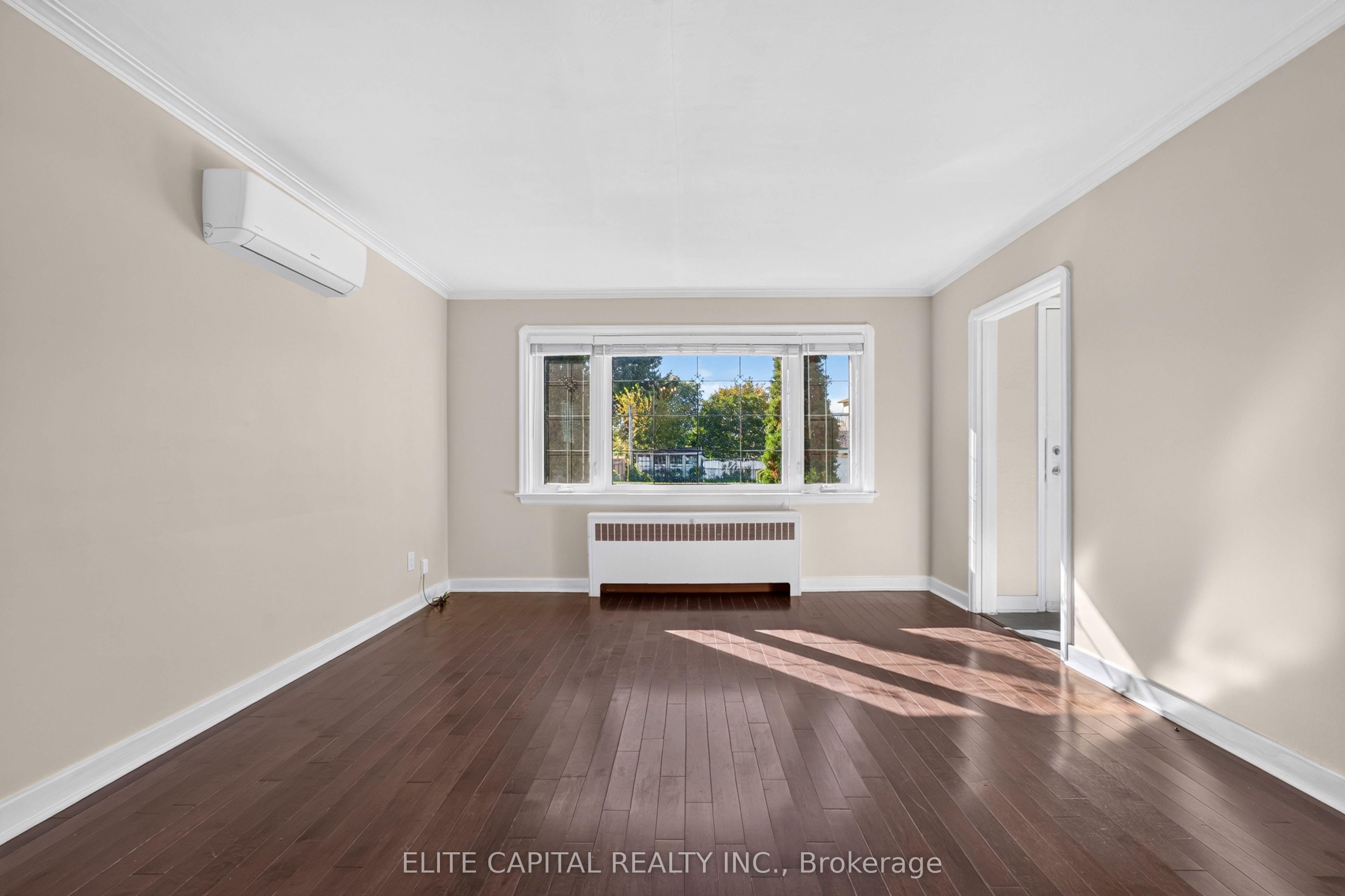 65 Princemere Crescent Property Photo 5