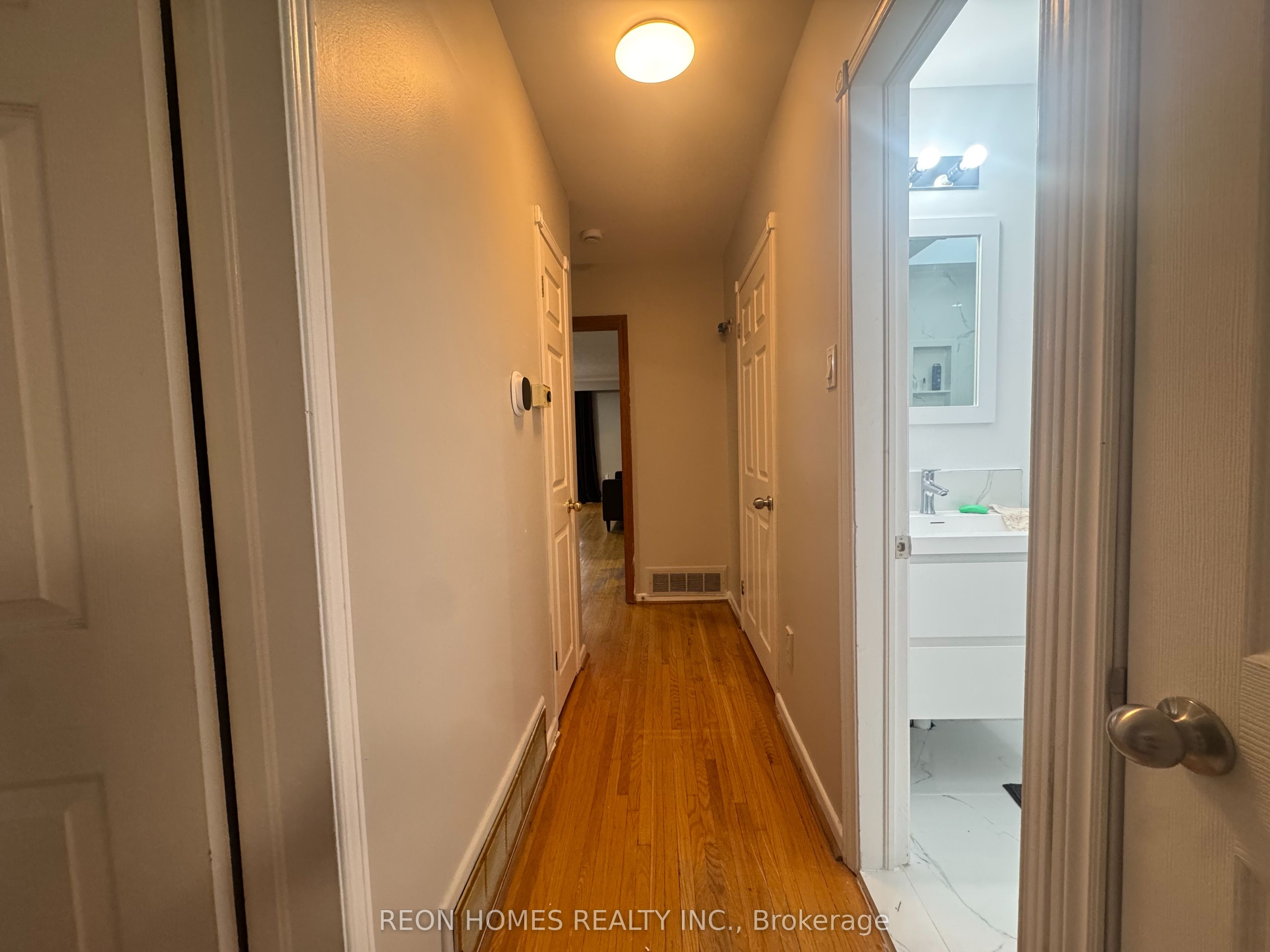 12 Netheravon Road (main) Property Photo 16