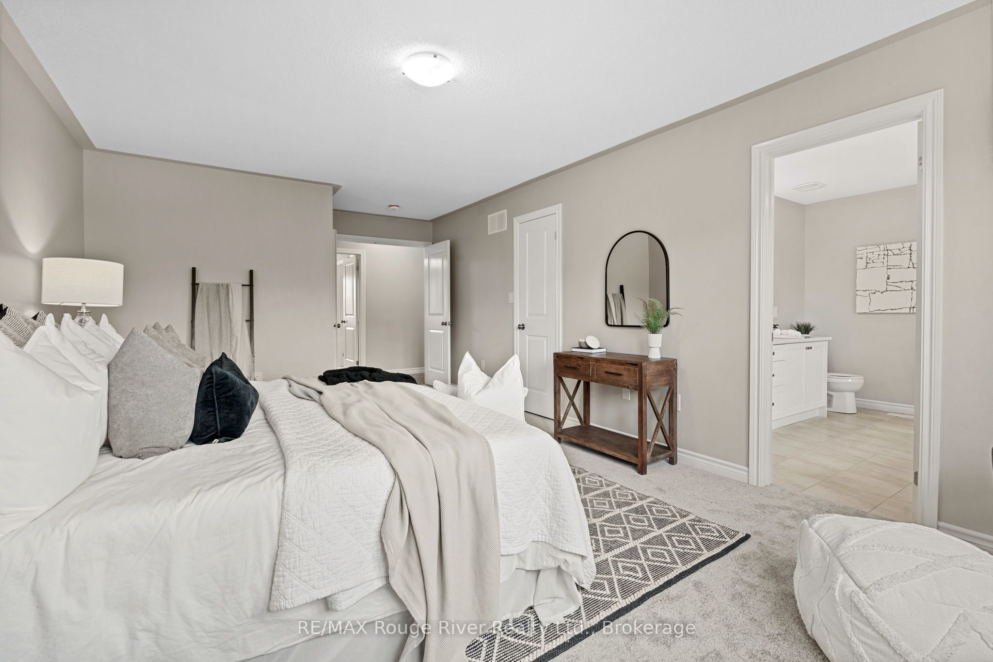 270 Lyle Drive Property Photo 14