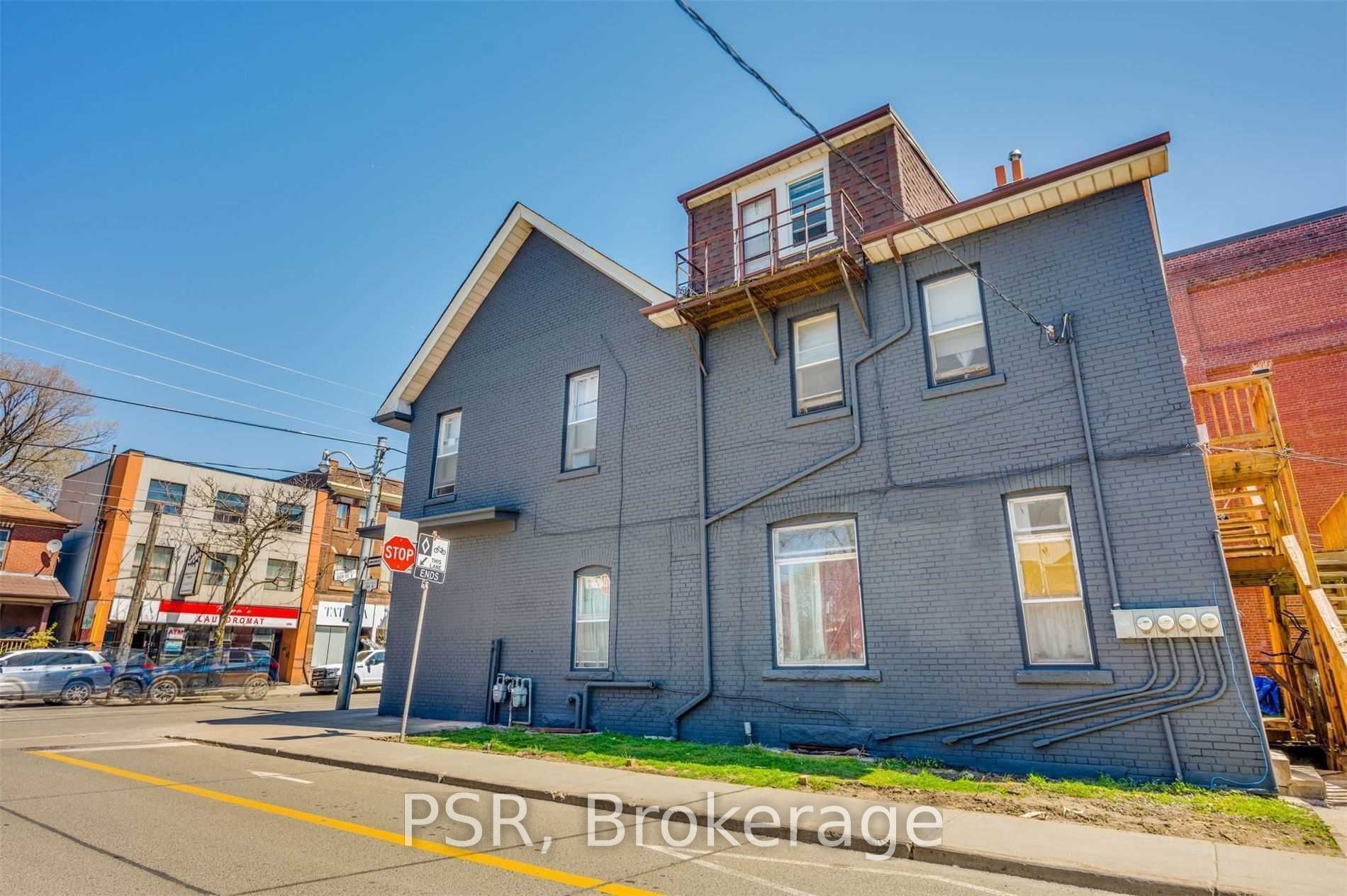 1349/1351 Queen Street E Property Photo 5