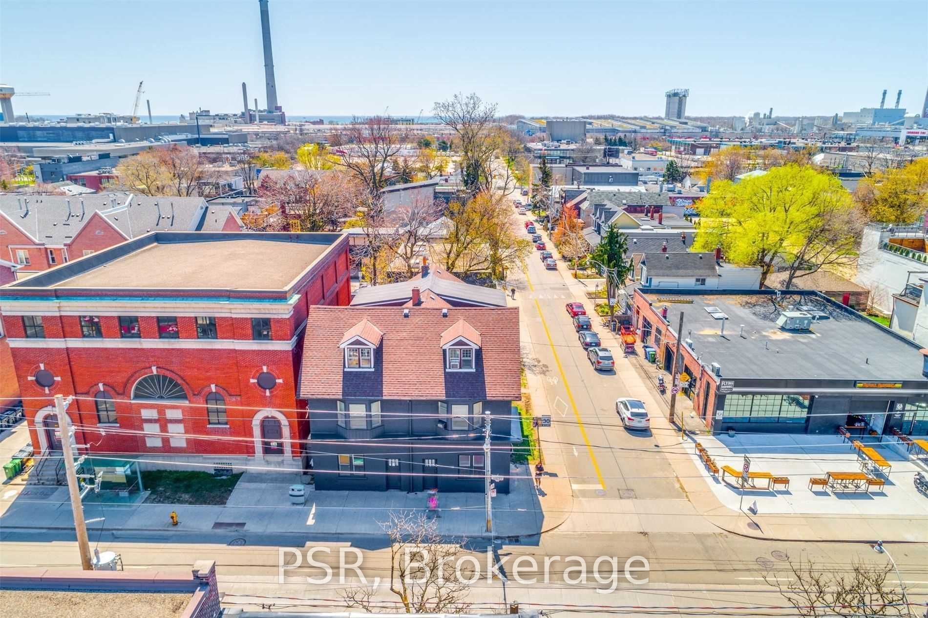 1349/1351 Queen Street E Property Photo 10