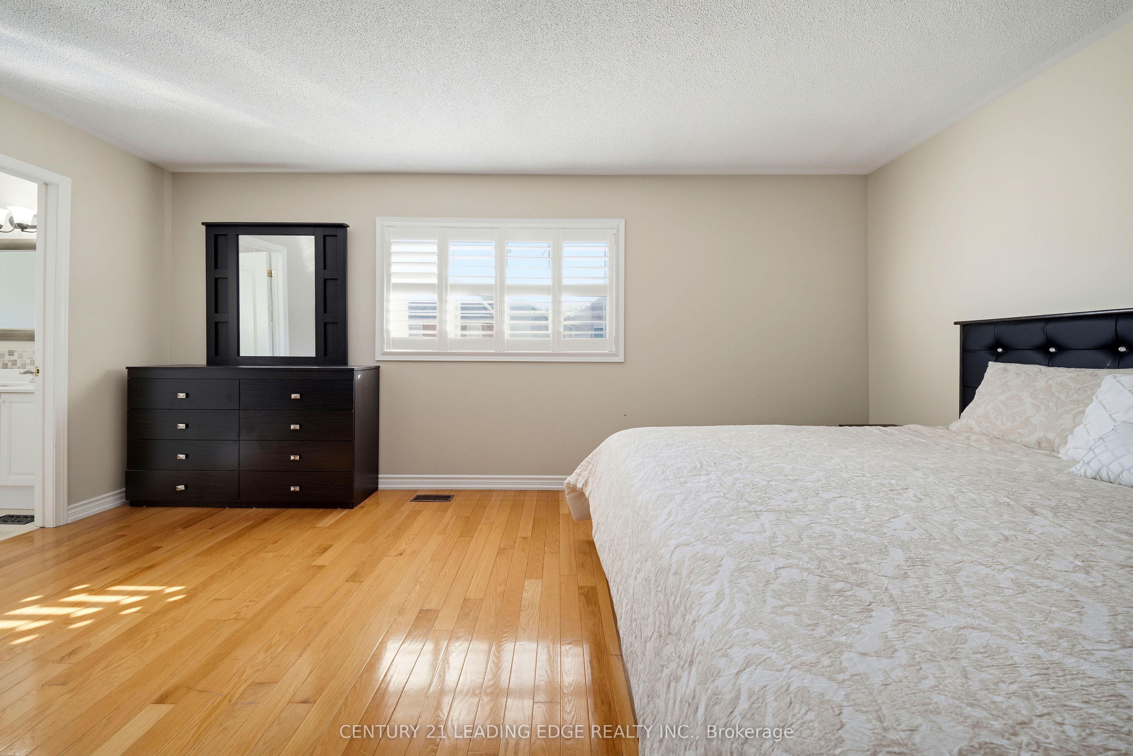 13 Boulderbrook Drive Property Photo 26