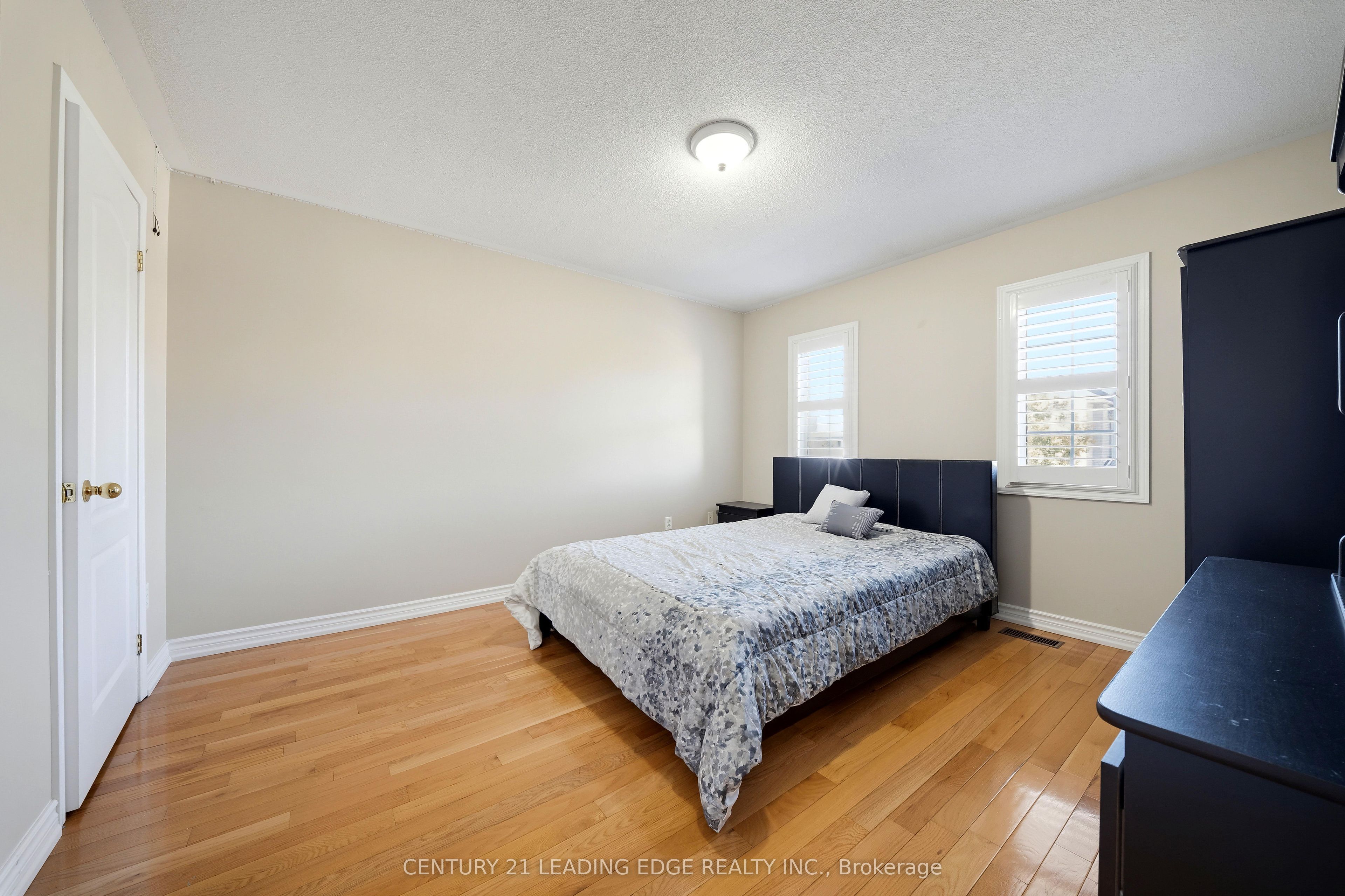 13 Boulderbrook Drive Property Photo 36