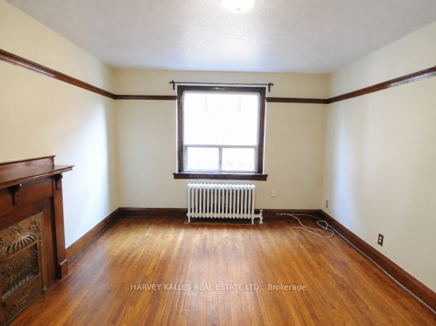 2220 Queen Street E 7 Property Photo 4