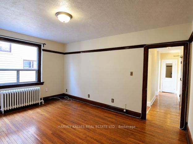 2220 Queen Street E 7 Property Photo 5