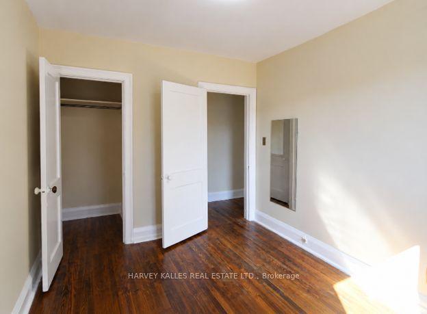 2220 Queen Street E 7 Property Photo 8