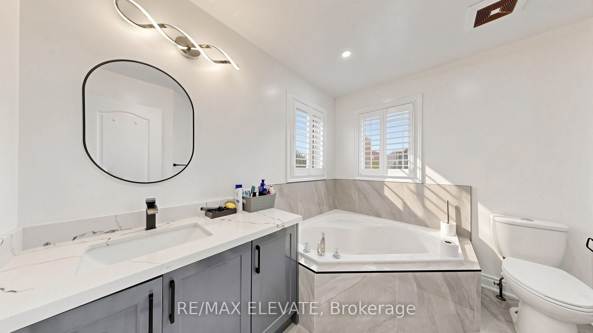 1158 Ravenscroft Road Property Photo 19