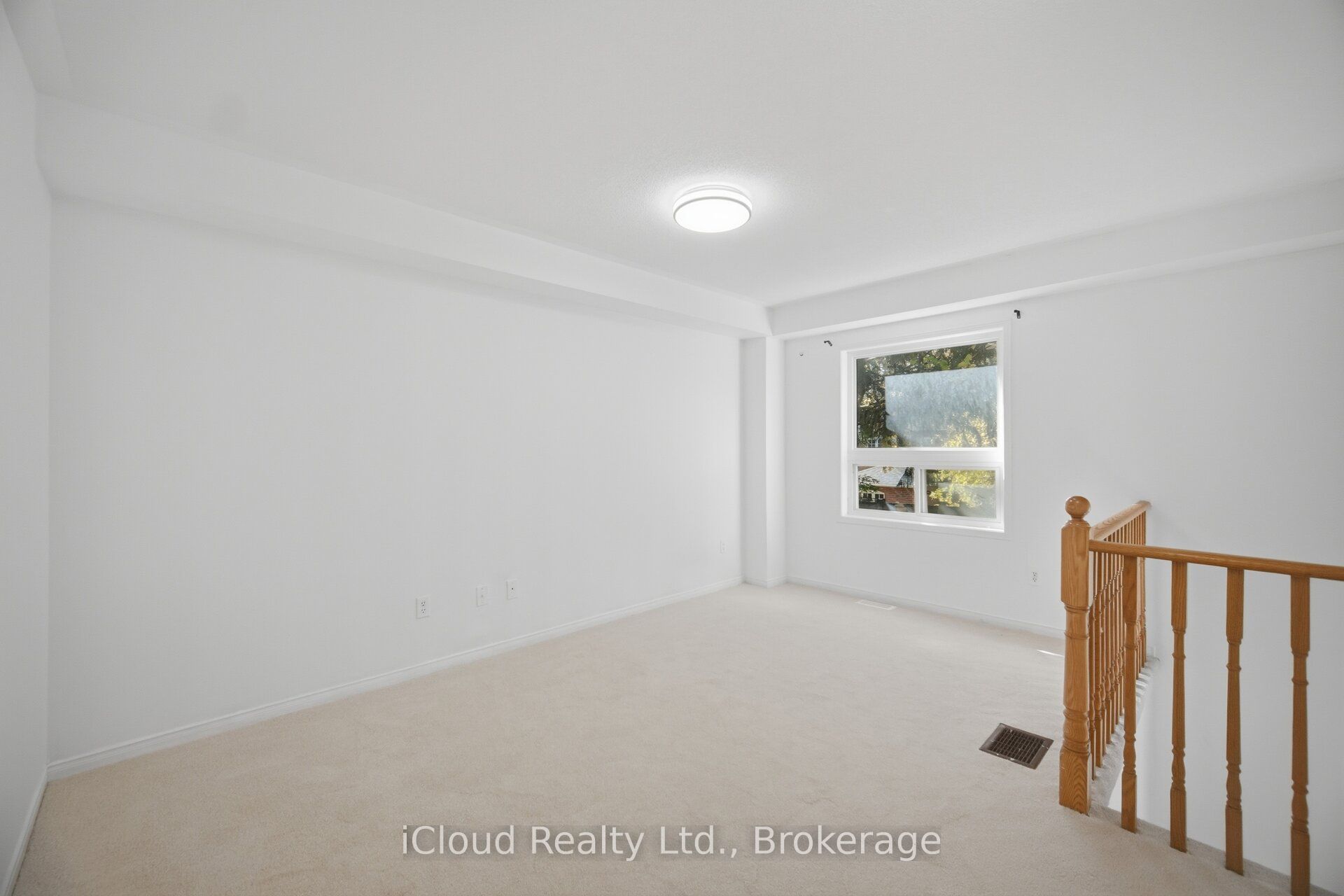 24 Oakins Lane 24 Property Photo 35