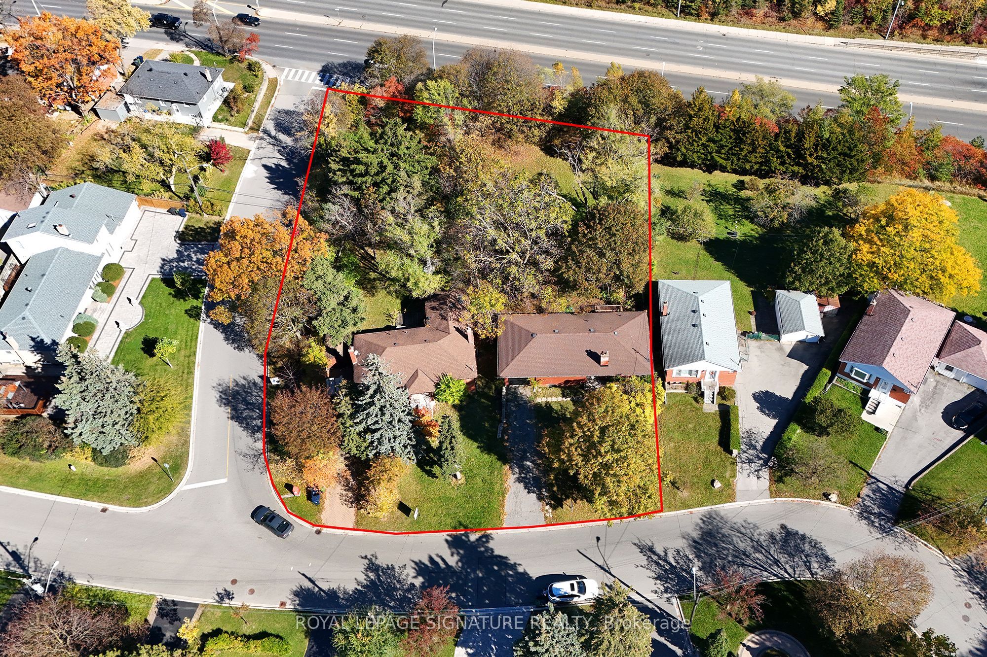 120 & 122 Earlton Road Property Photo 1