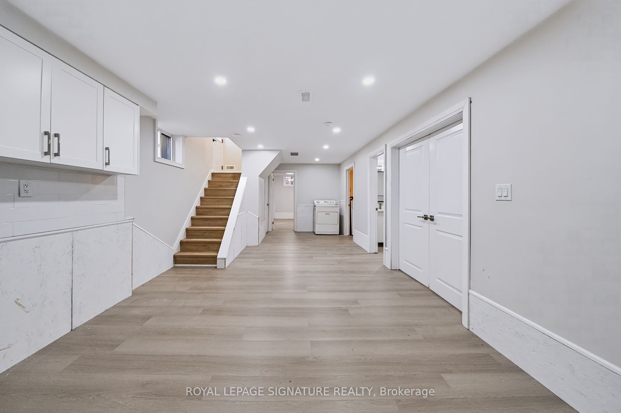 120 & 122 Earlton Road Property Photo 12