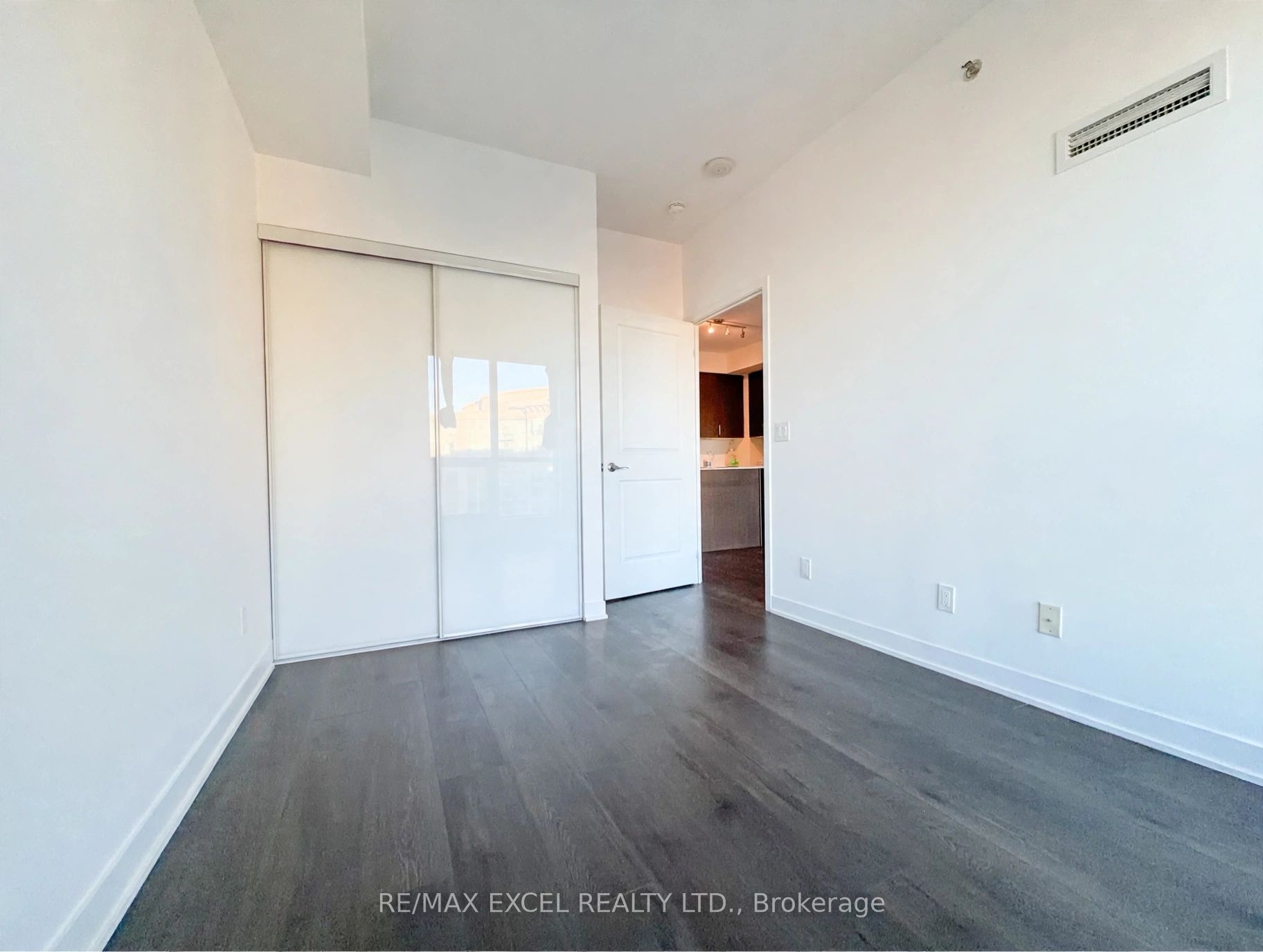 195 Bonis Avenue 2209 Property Photo 6