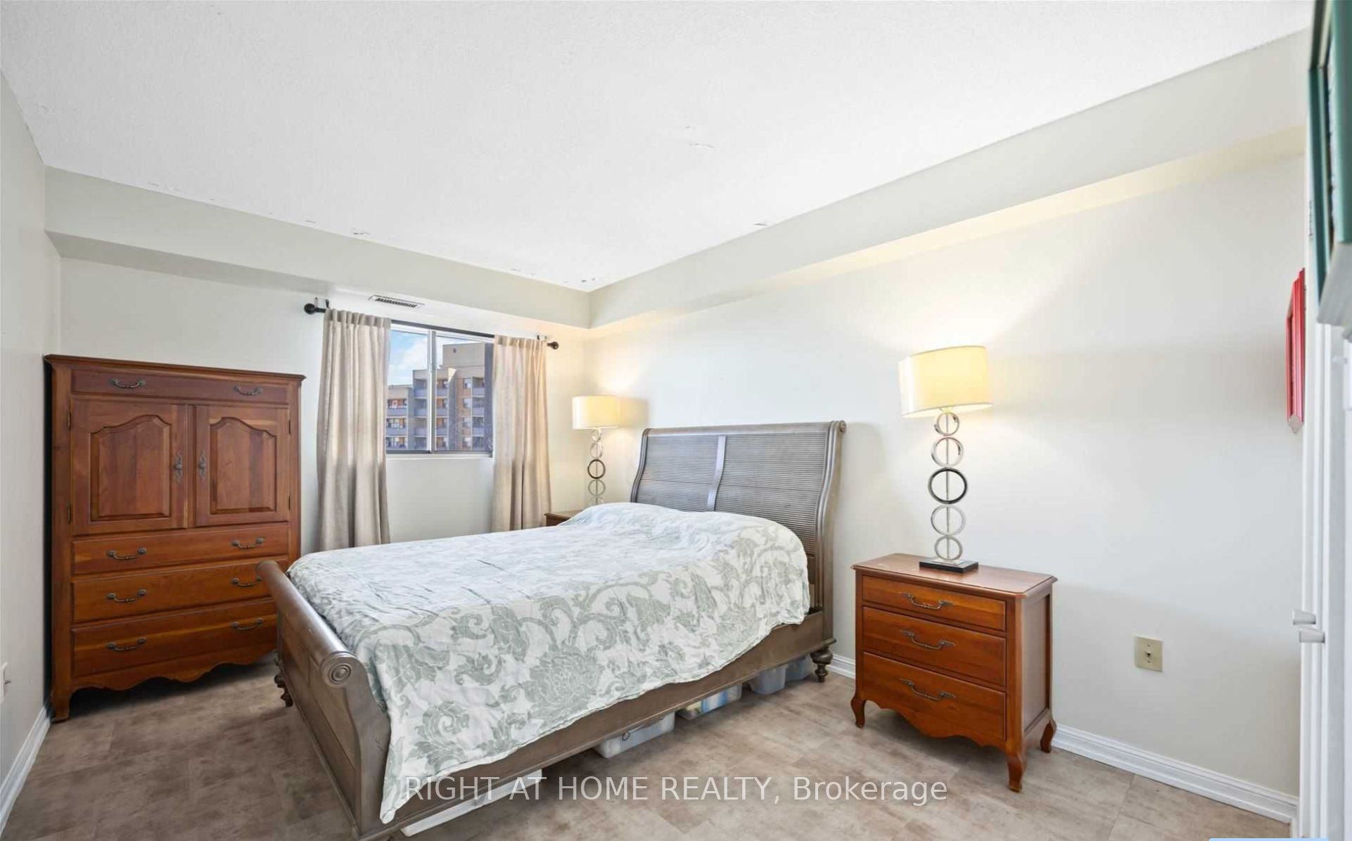 757 Victoria Park Avenue E 1404 Property Photo 10