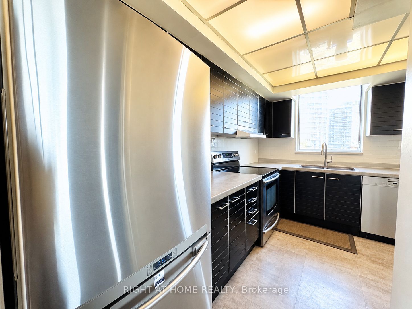 757 Victoria Park Avenue E 1404 Property Photo 14