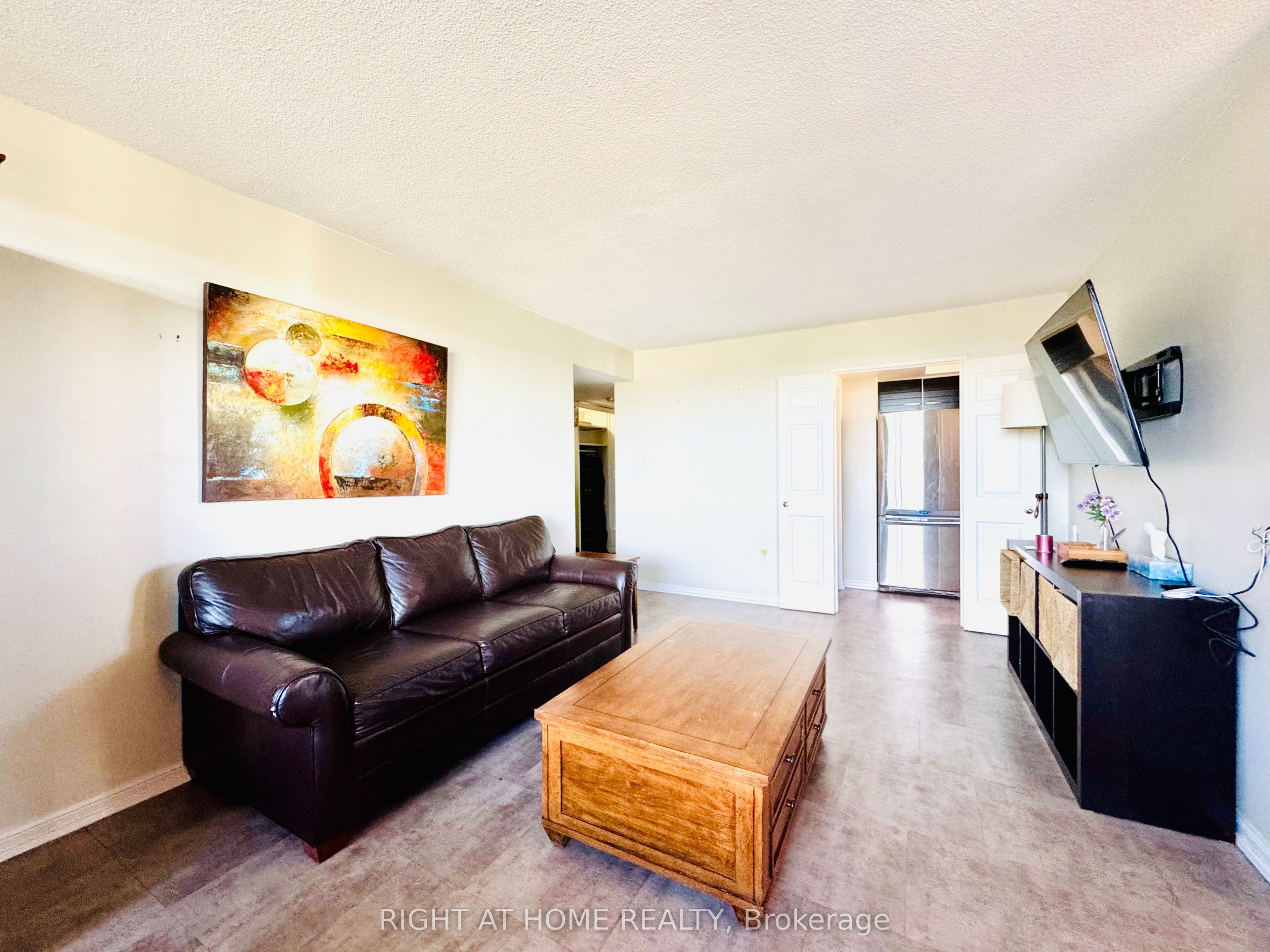 757 Victoria Park Avenue E 1404 Property Photo 16