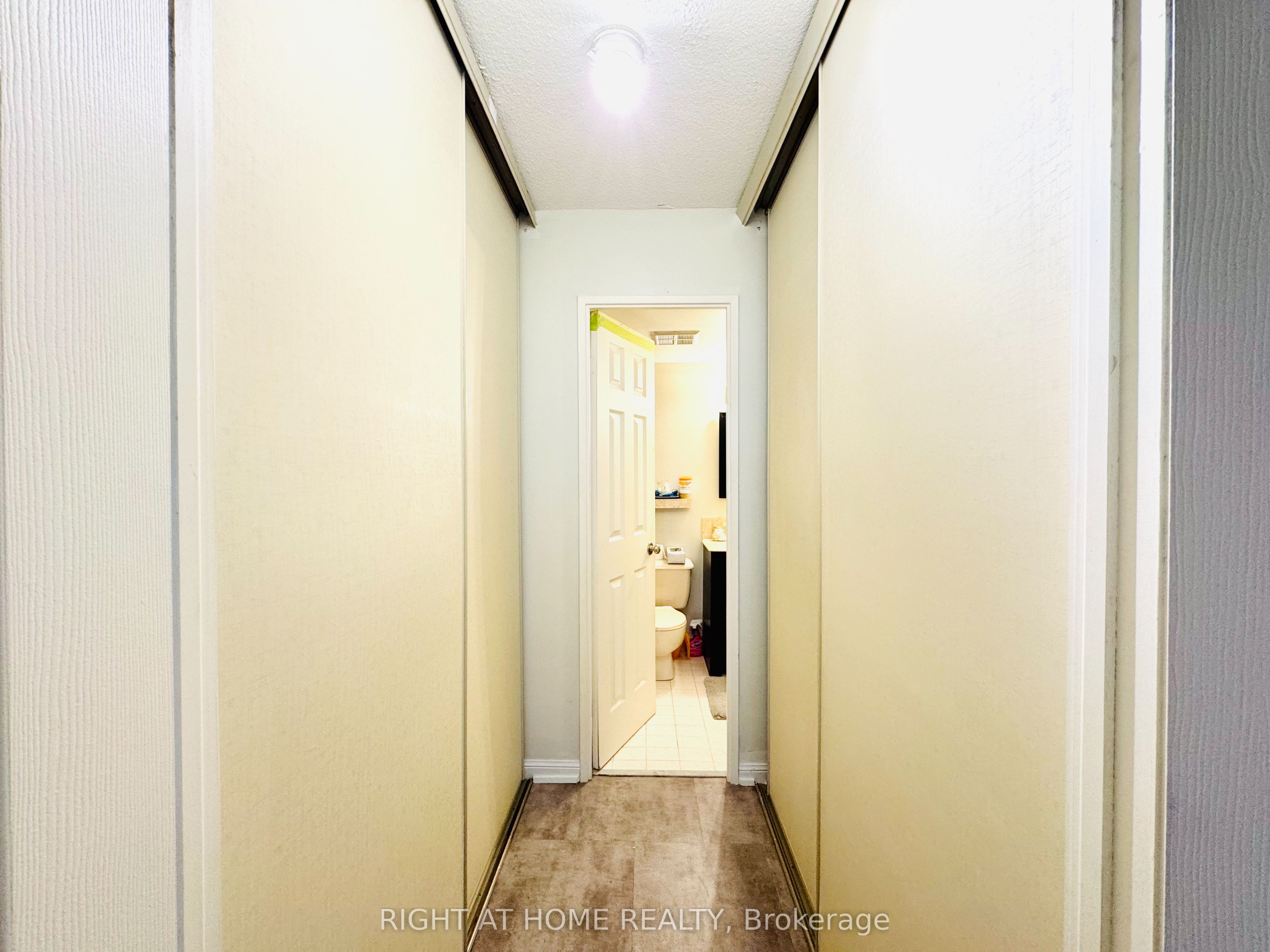 757 Victoria Park Avenue E 1404 Property Photo 18