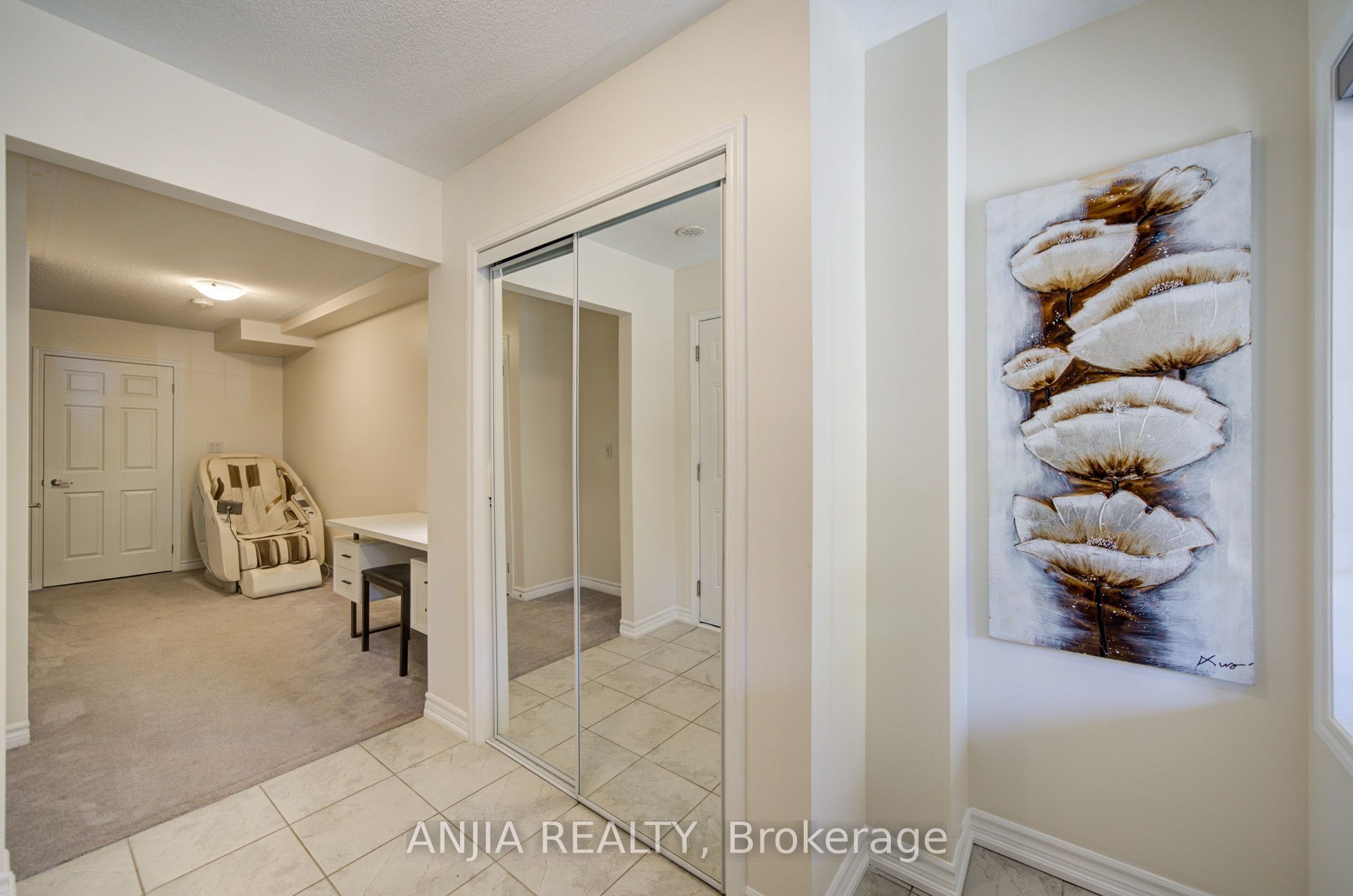 24 Goldeye Street Property Photo 6