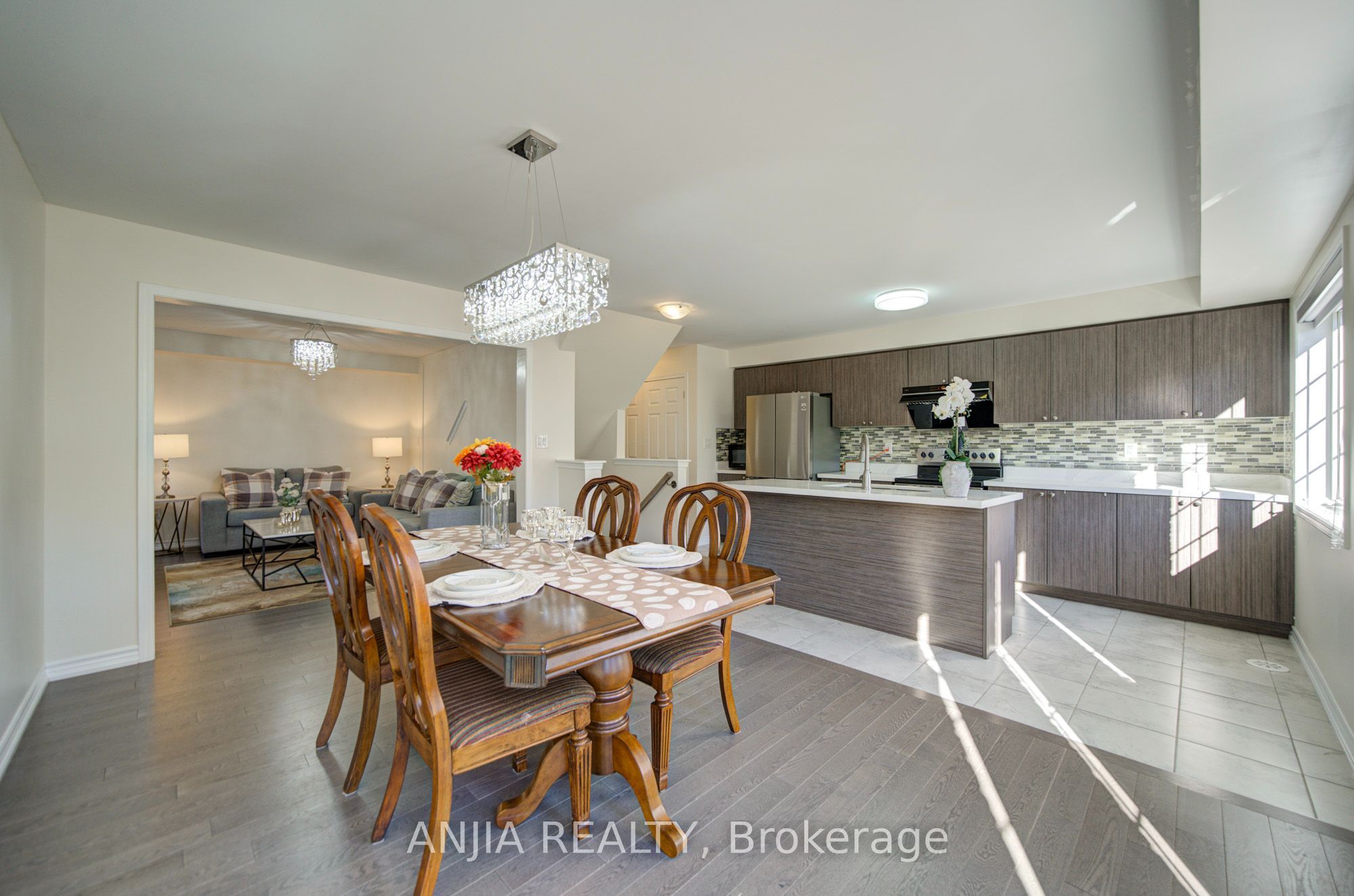 24 Goldeye Street Property Photo 14